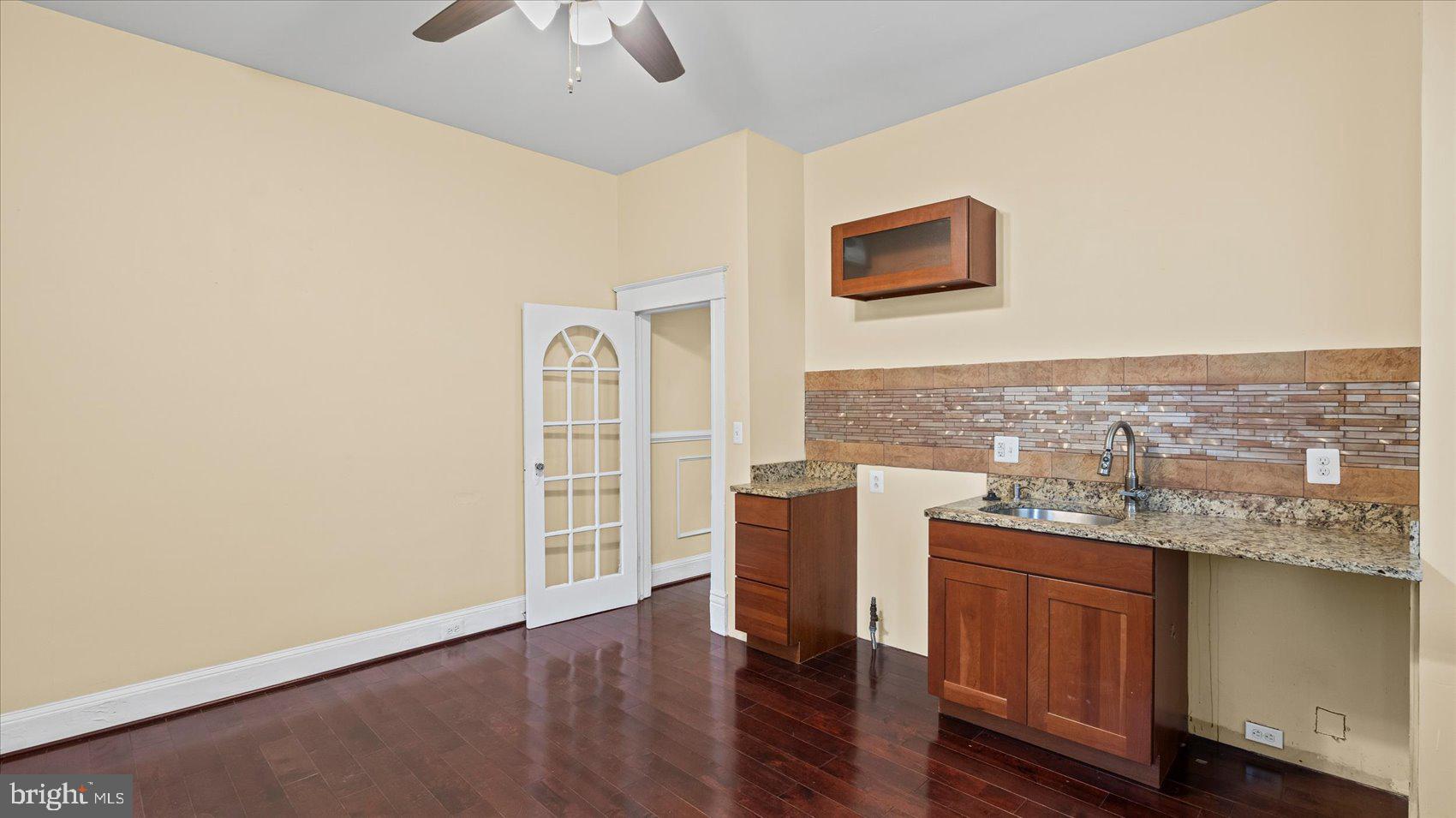 RESERVOIR HILL - Residential