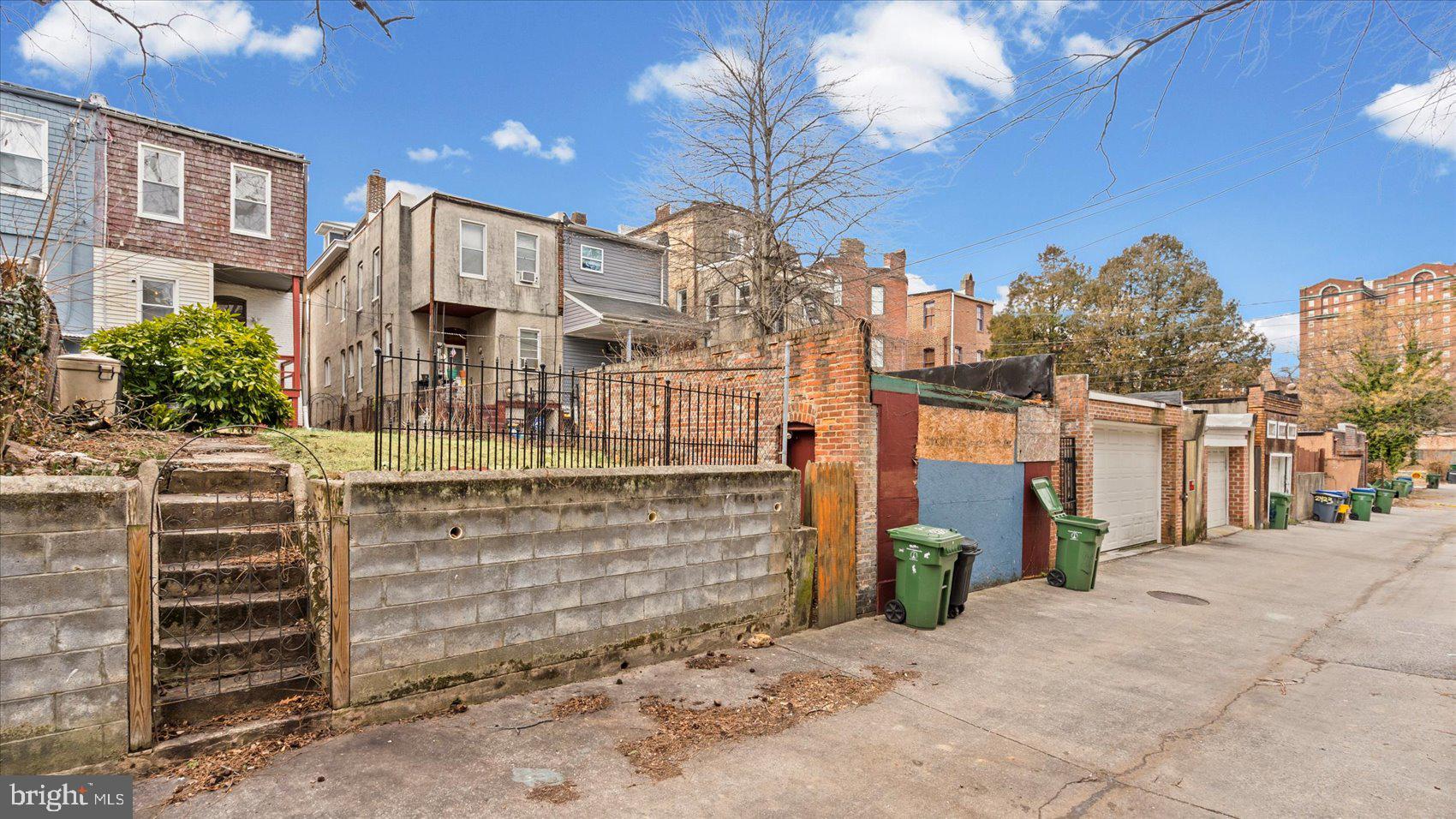 RESERVOIR HILL - Residential