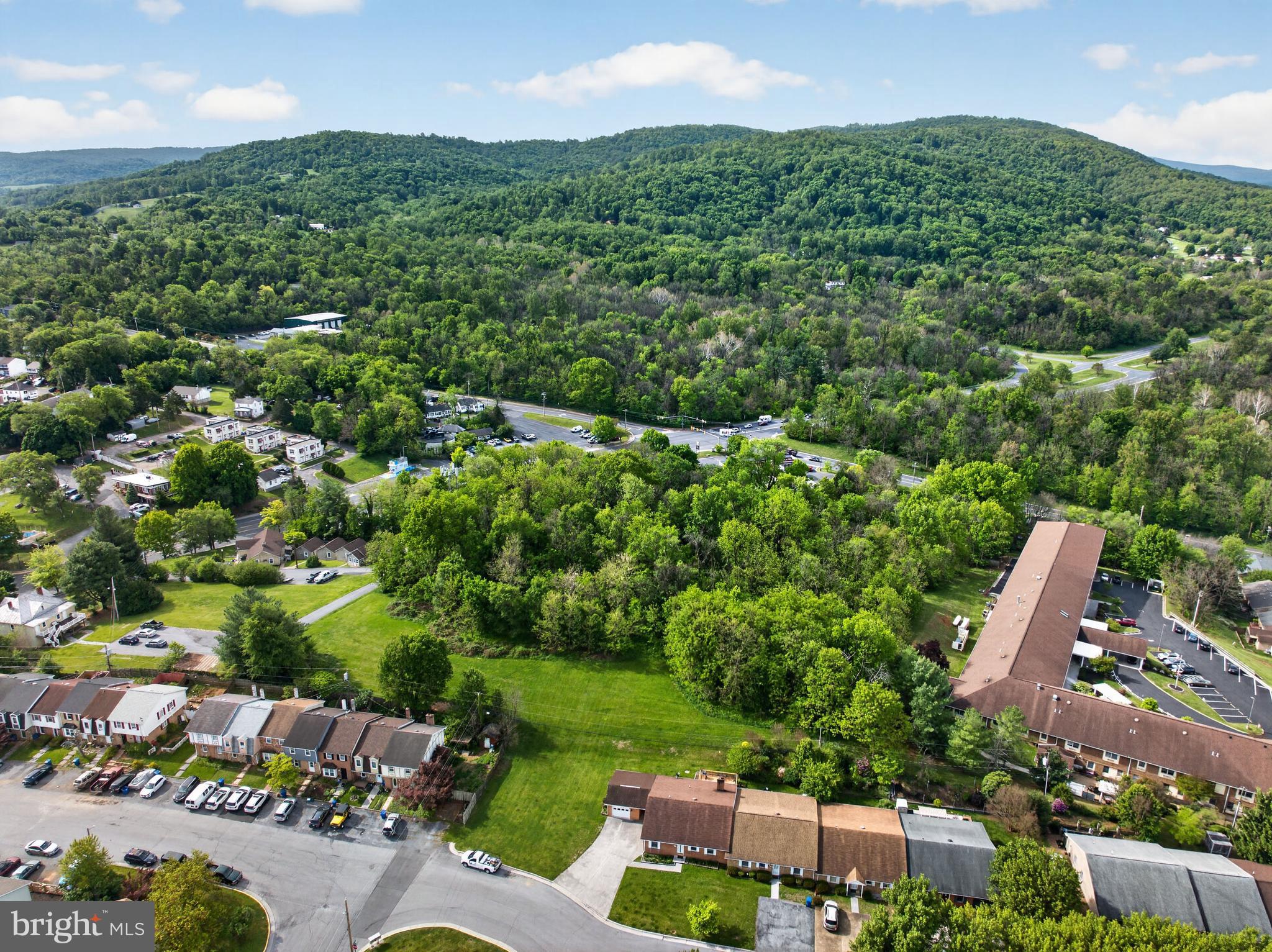 Lot 6, 5C, 5D ELSIA DRIVE