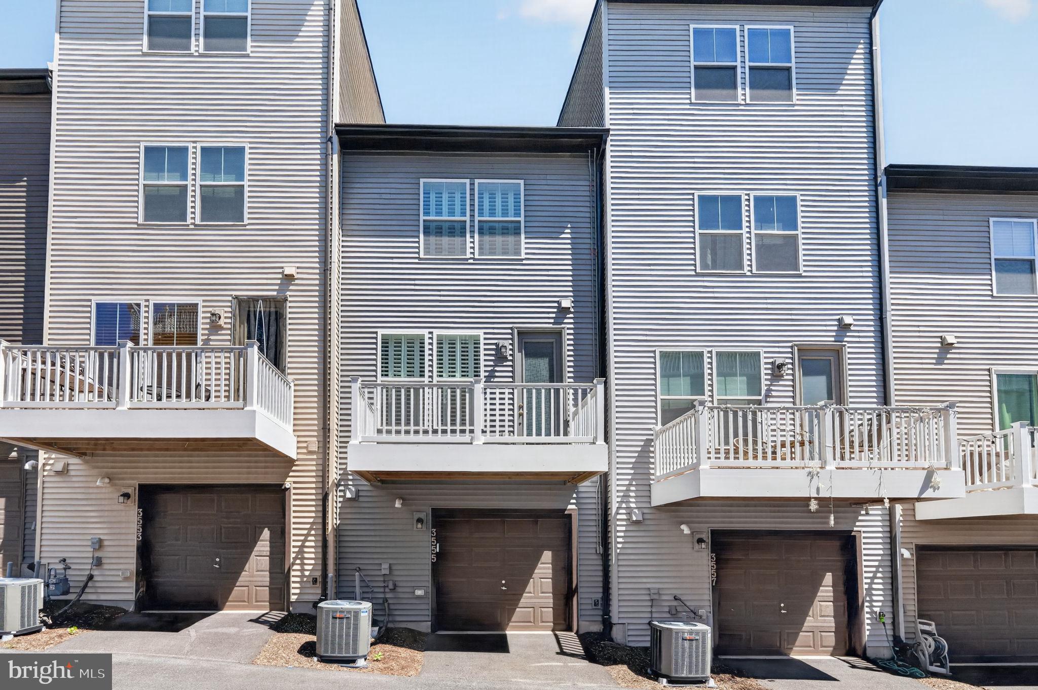 3555 CARNABY STREET