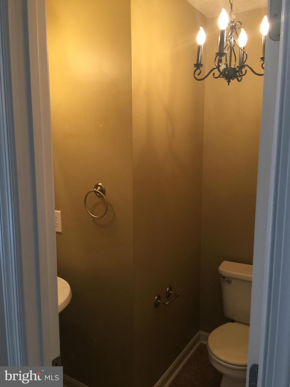 LAUREL GLEN - Residential