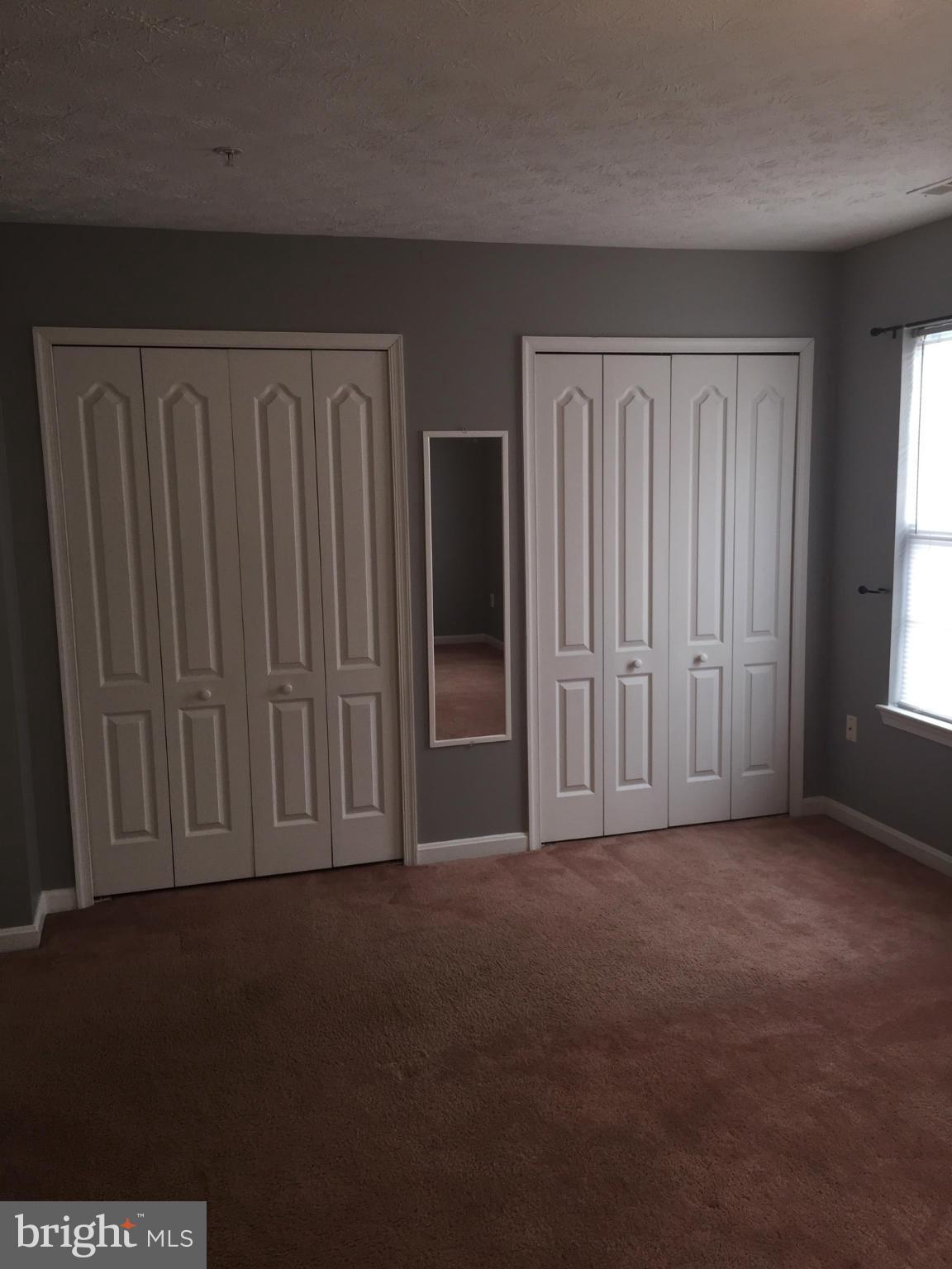 LAUREL GLEN - Residential