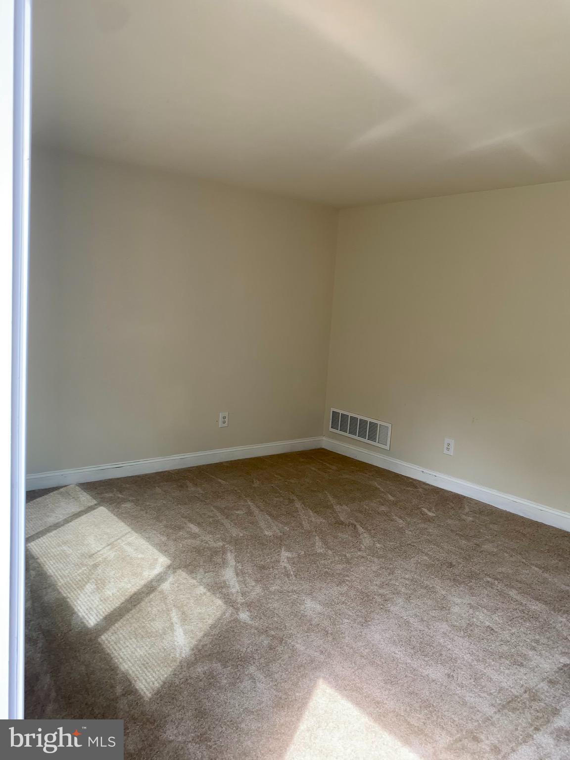 TURNQUIST - Residential Lease