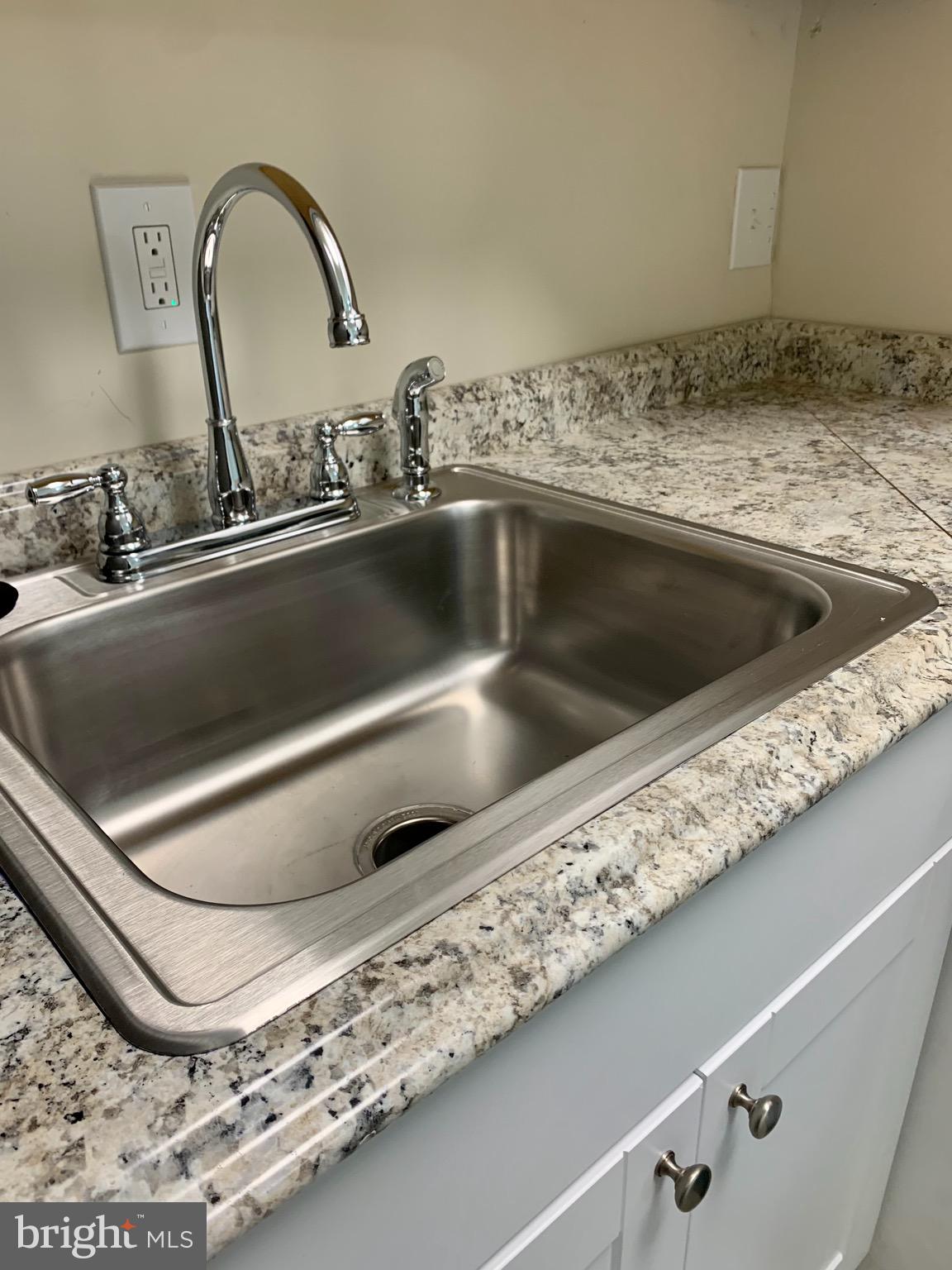 TURNQUIST - Residential Lease