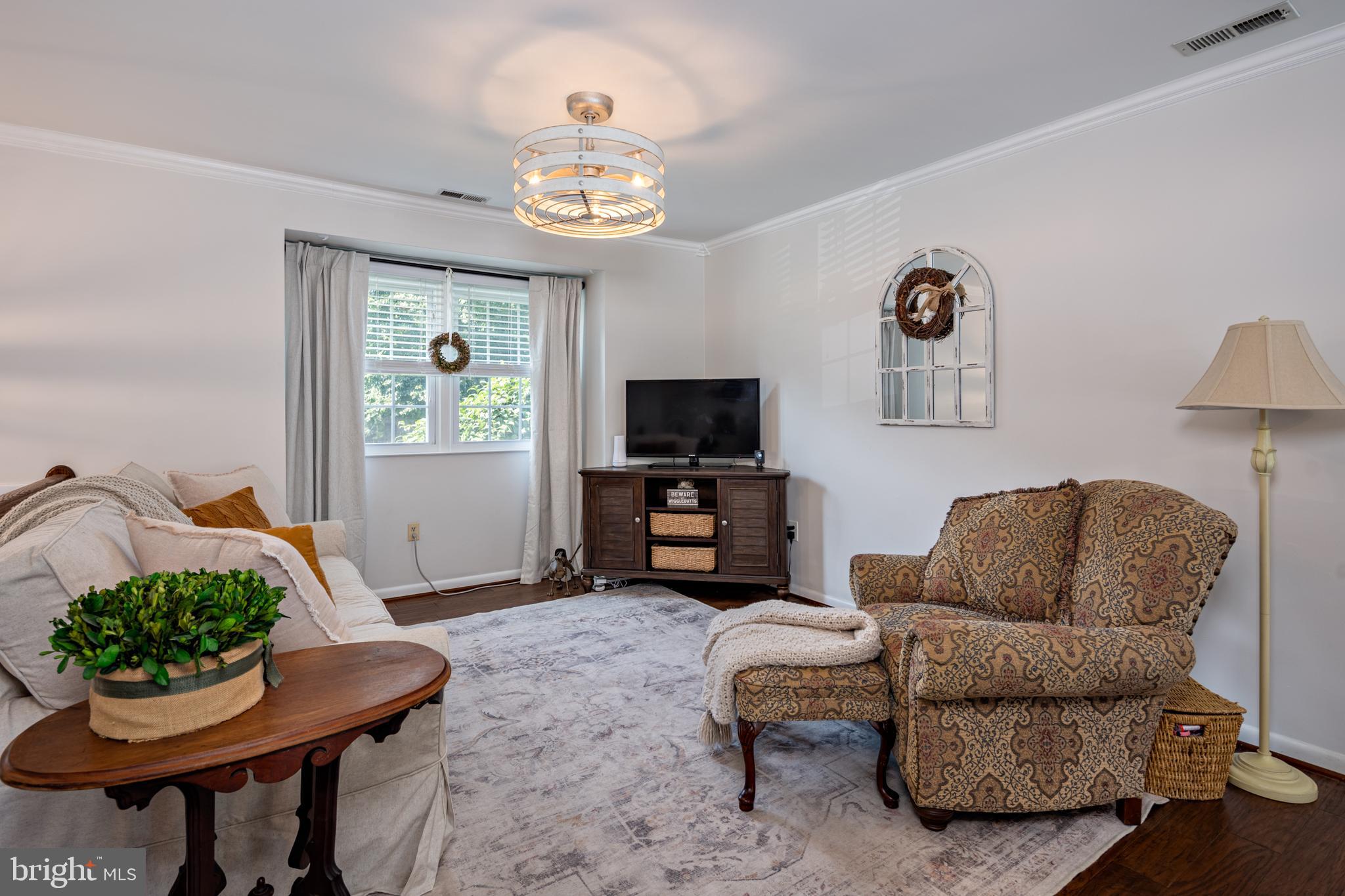 964 SAINT MARGARETS DRIVE