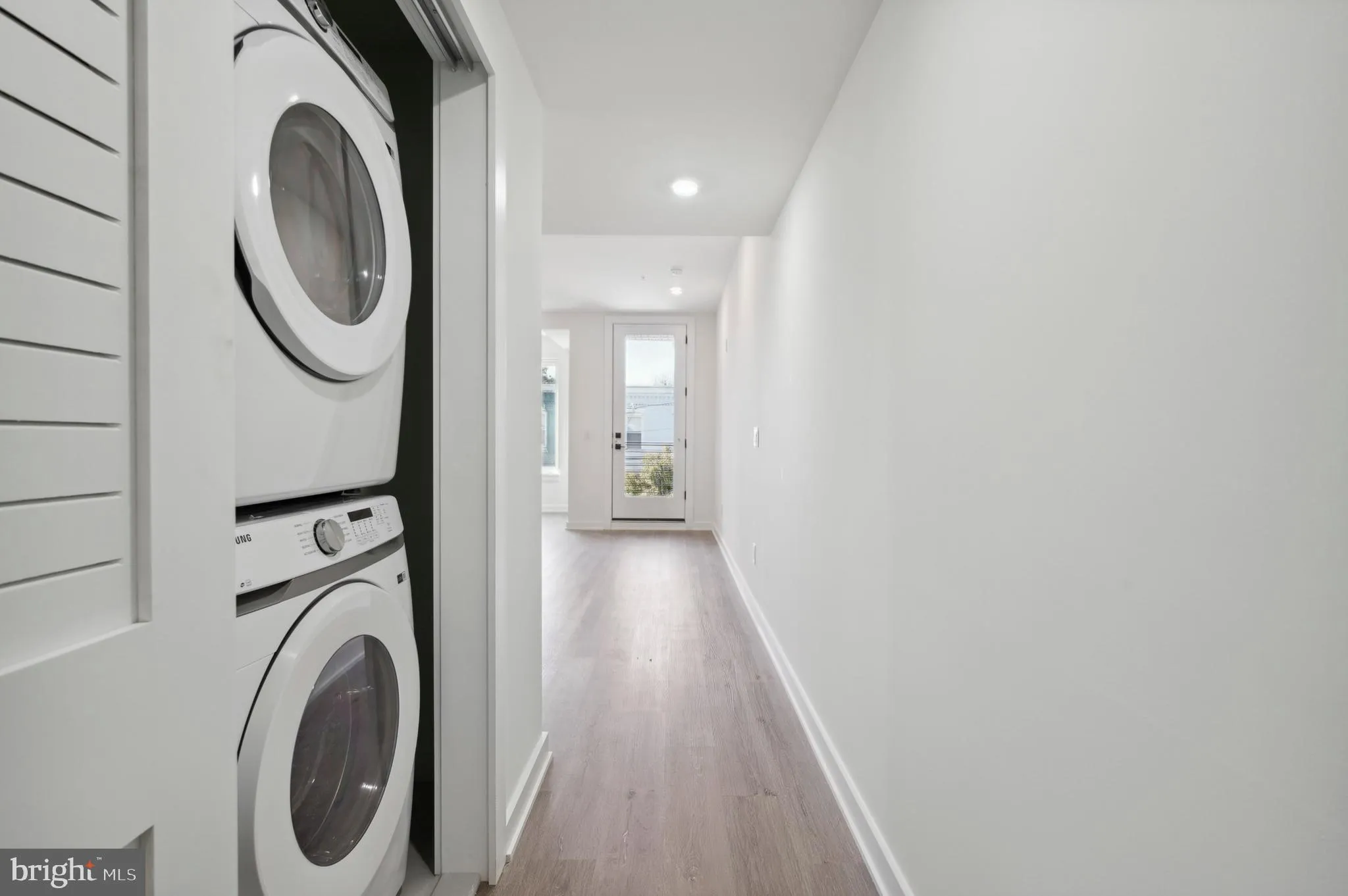 Philadelphia, Pennsylvania 19143, United States, 2 Bedrooms Bedrooms, ,2 BathroomsBathrooms,Residential,Active,28796