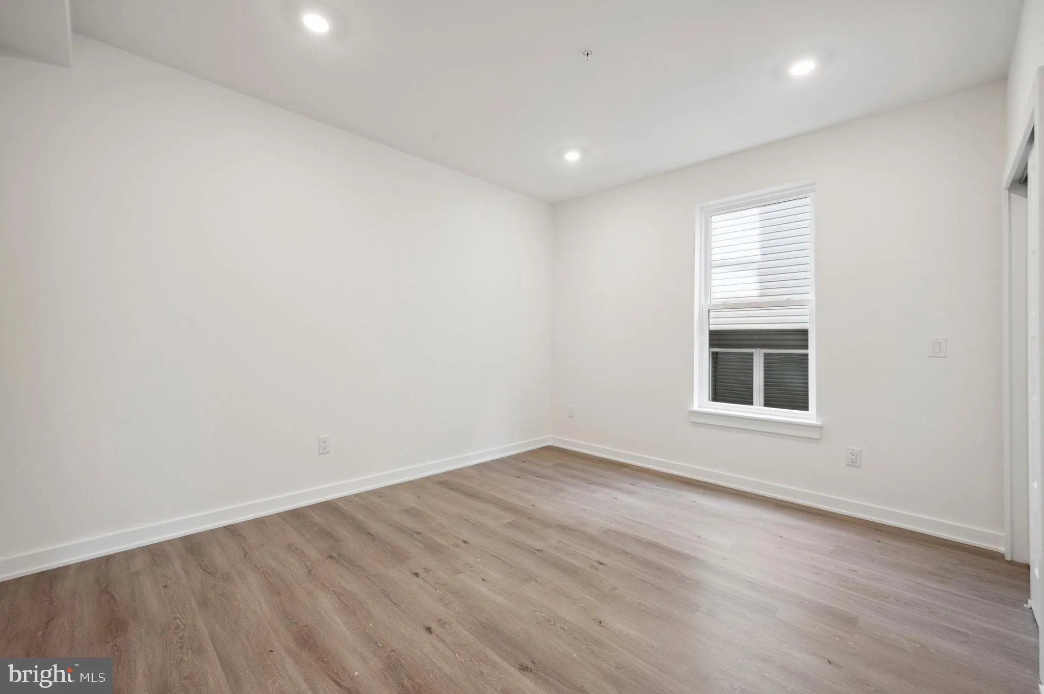 Philadelphia, Pennsylvania 19143, United States, 2 Bedrooms Bedrooms, ,2 BathroomsBathrooms,Residential,Active,28796