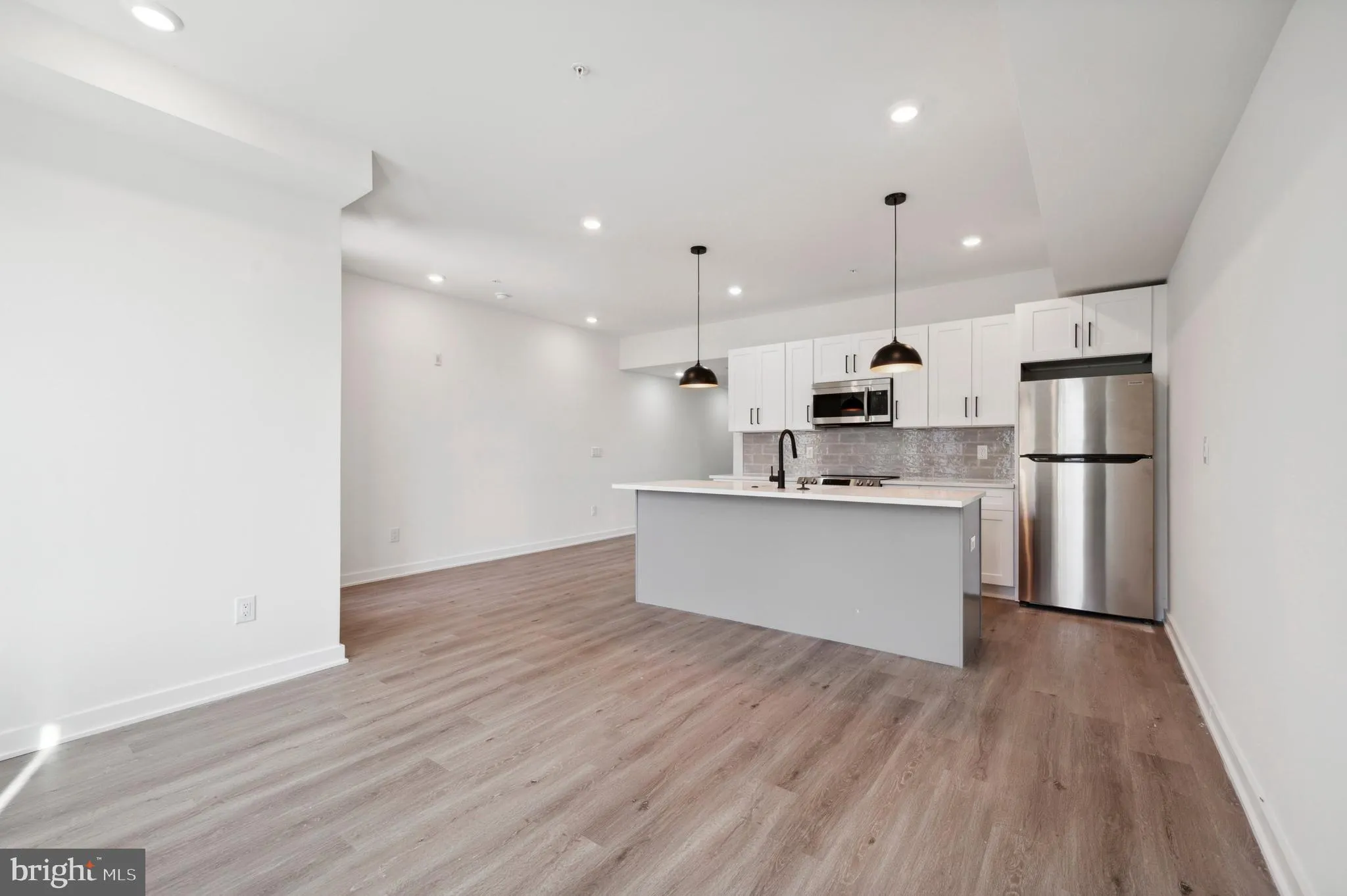 Philadelphia, Pennsylvania 19143, United States, 2 Bedrooms Bedrooms, ,2 BathroomsBathrooms,Residential,Active,28796