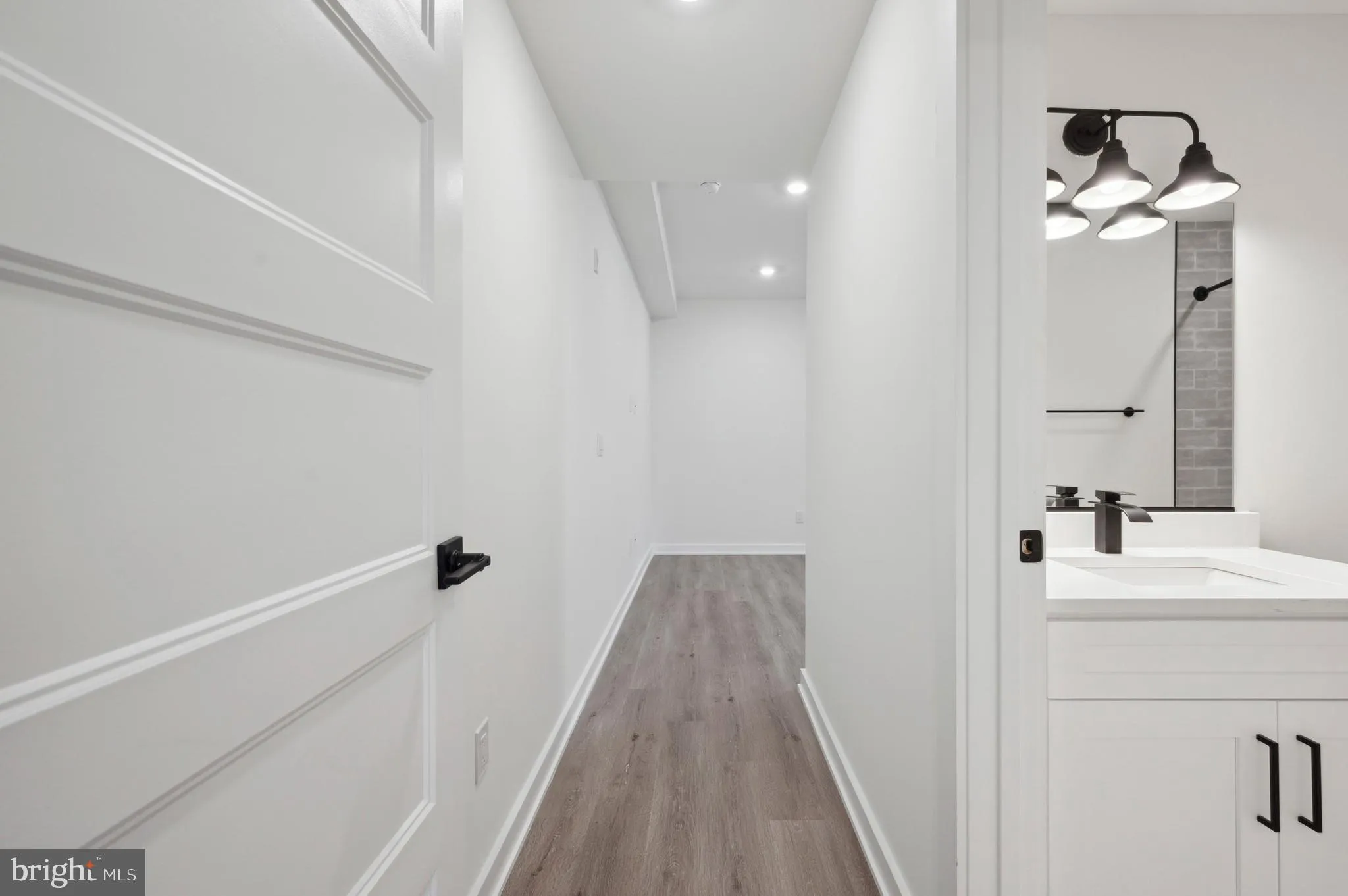 Philadelphia, Pennsylvania 19143, United States, 2 Bedrooms Bedrooms, ,2 BathroomsBathrooms,Residential,Active,28796