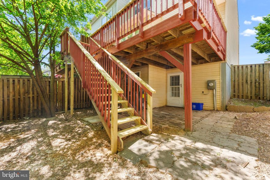 This charming end unit townhouse has all you are looking for your dream home. This spacious house has three bedroom and 3 full bath with one half bath at the main level. It has fresh paint updated floor, fully finished basement with a bedroom and full bathroom. Must see and ready to move in.  Closer to milestone shopping plaza. PLEASE LOCK THE DOORS AND TURN OFF THE LIGHT ON YOUR WAY OUT.  THANKS