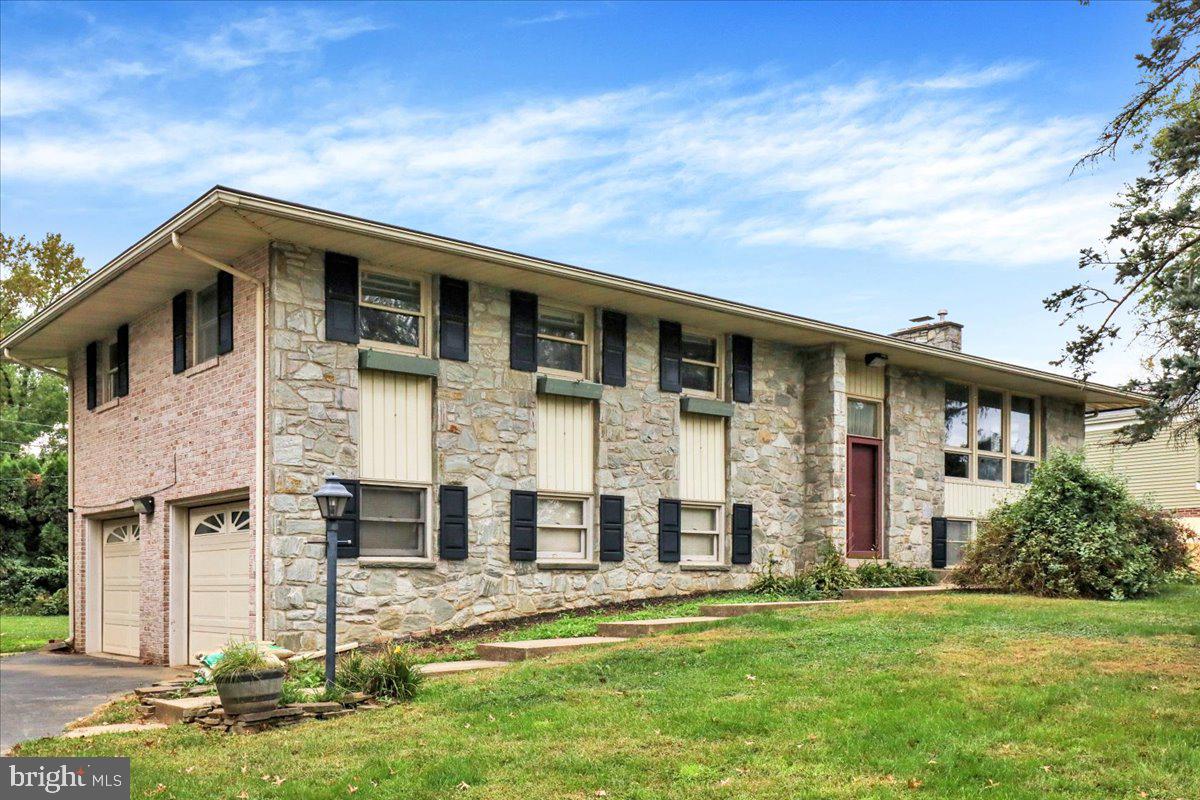 1958 GERALDSON DRIVE