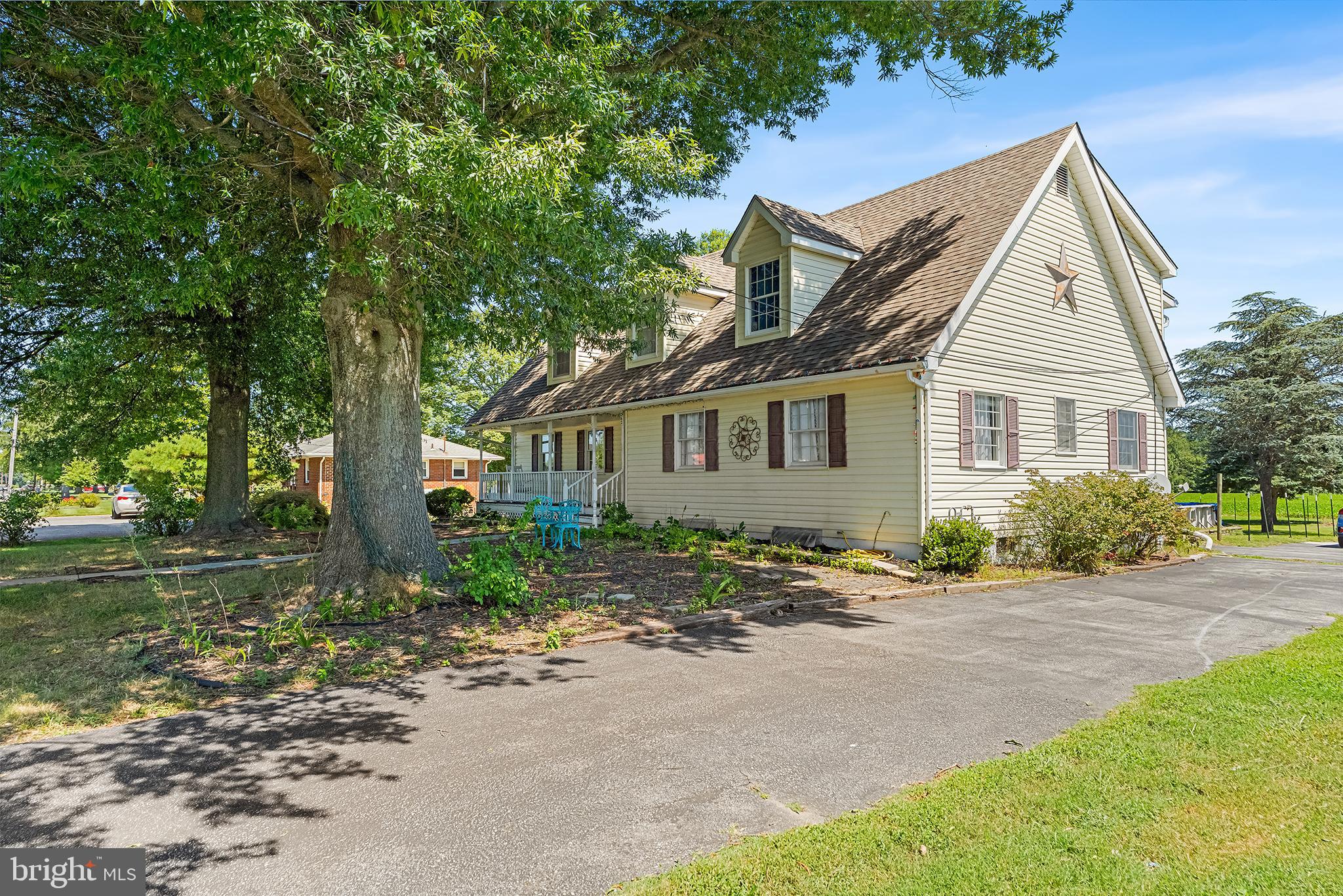 362 S HOOK ROAD