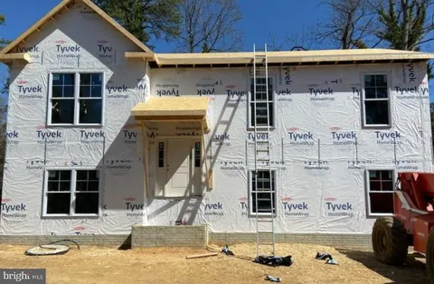 484 Lake Drive, Lusby, MD MLS: MDCA2020114