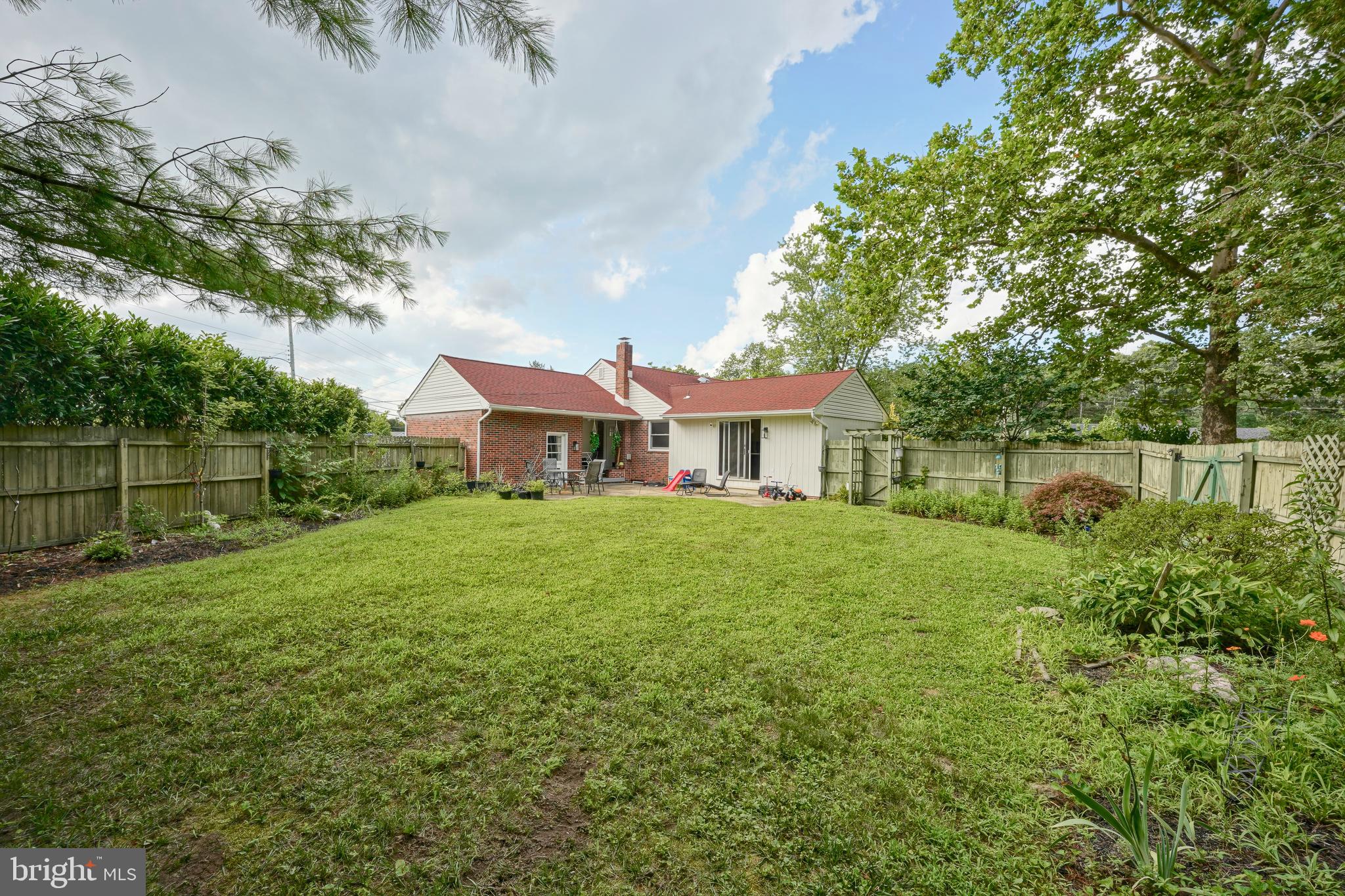 11 LAKEVILLA DRIVE