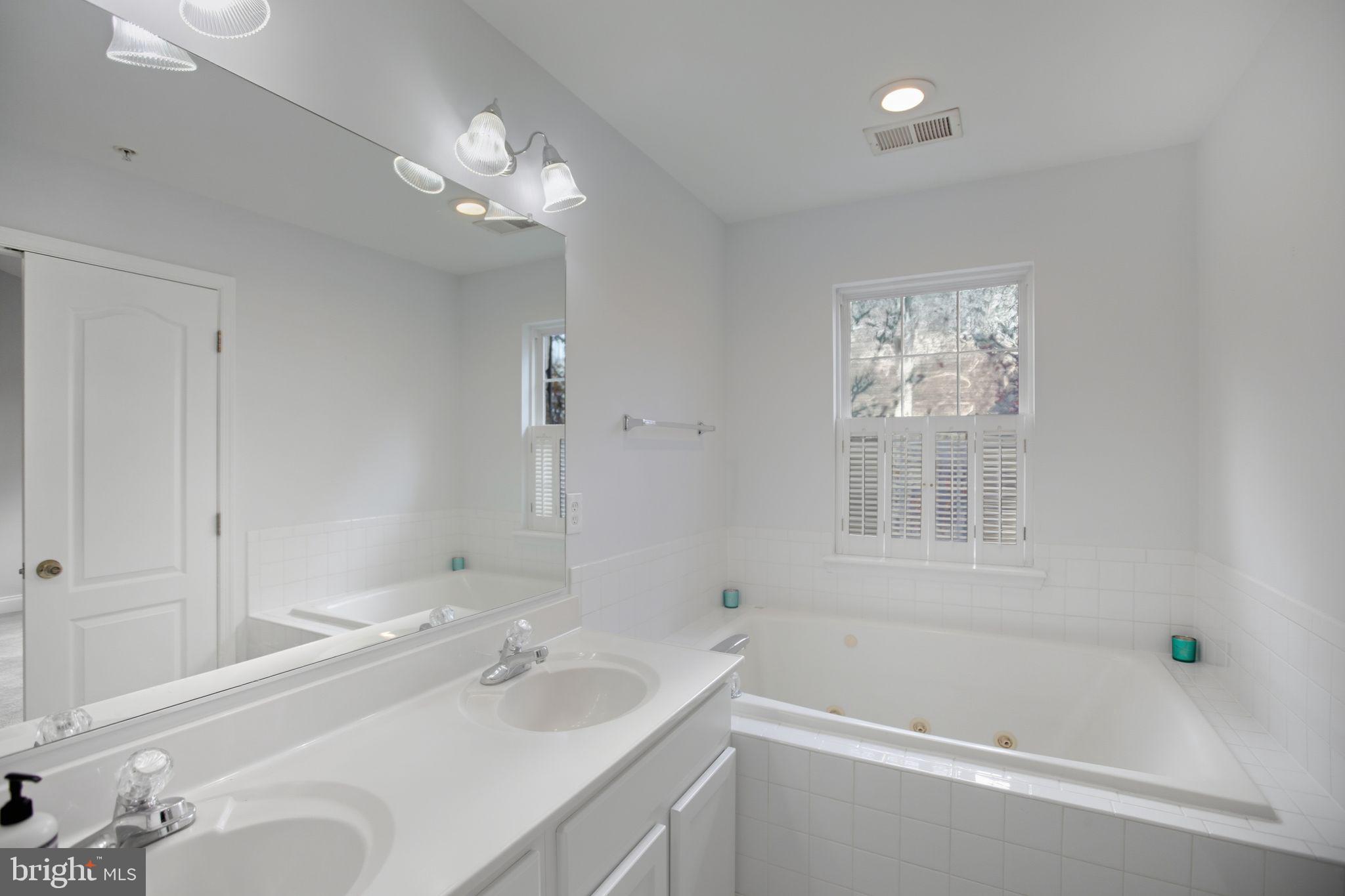 BELVEDERE GLEN - Residential