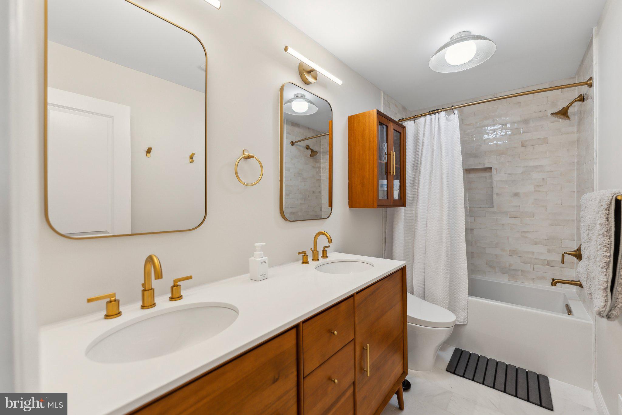 SADDLEBROOK ESTATES - Residential