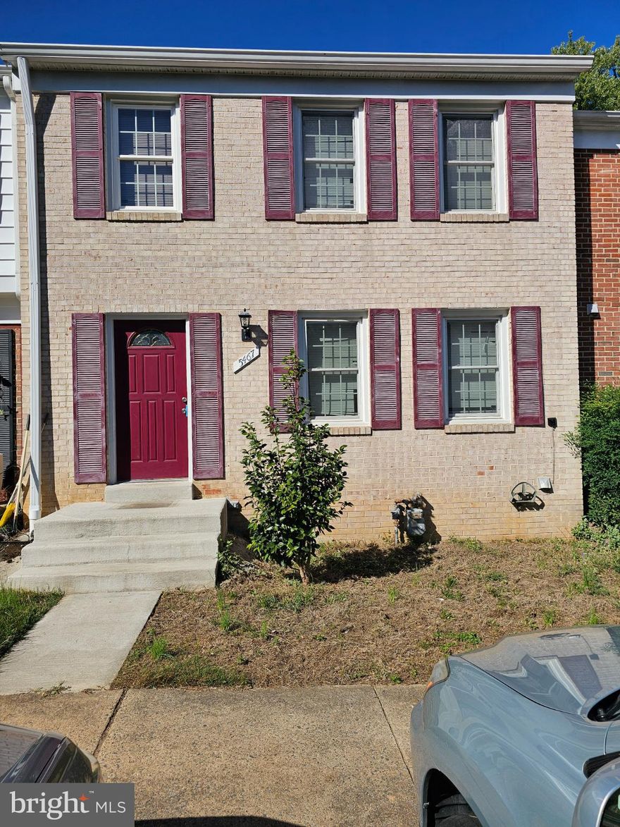 Discover the best of Lake Braddock in this beautifully renovated 3-level townhouse. This 3-bedroom, 2.5-bath home offers modern comforts, featuring new windows, gleaming hardwood floors throughout the main and upper levels, and a stylish tiled basement. The updated kitchen boasts new appliances, including a refrigerator and dishwasher (updated photos coming soon!).  New Roofing, Step outside to a private, fenced patio in the rear yard. Enjoy unparalleled access to the lake, community pool, bus stops, and VRE, all just moments from your door. With two assigned parking spaces and ample street parking, convenience is truly key.