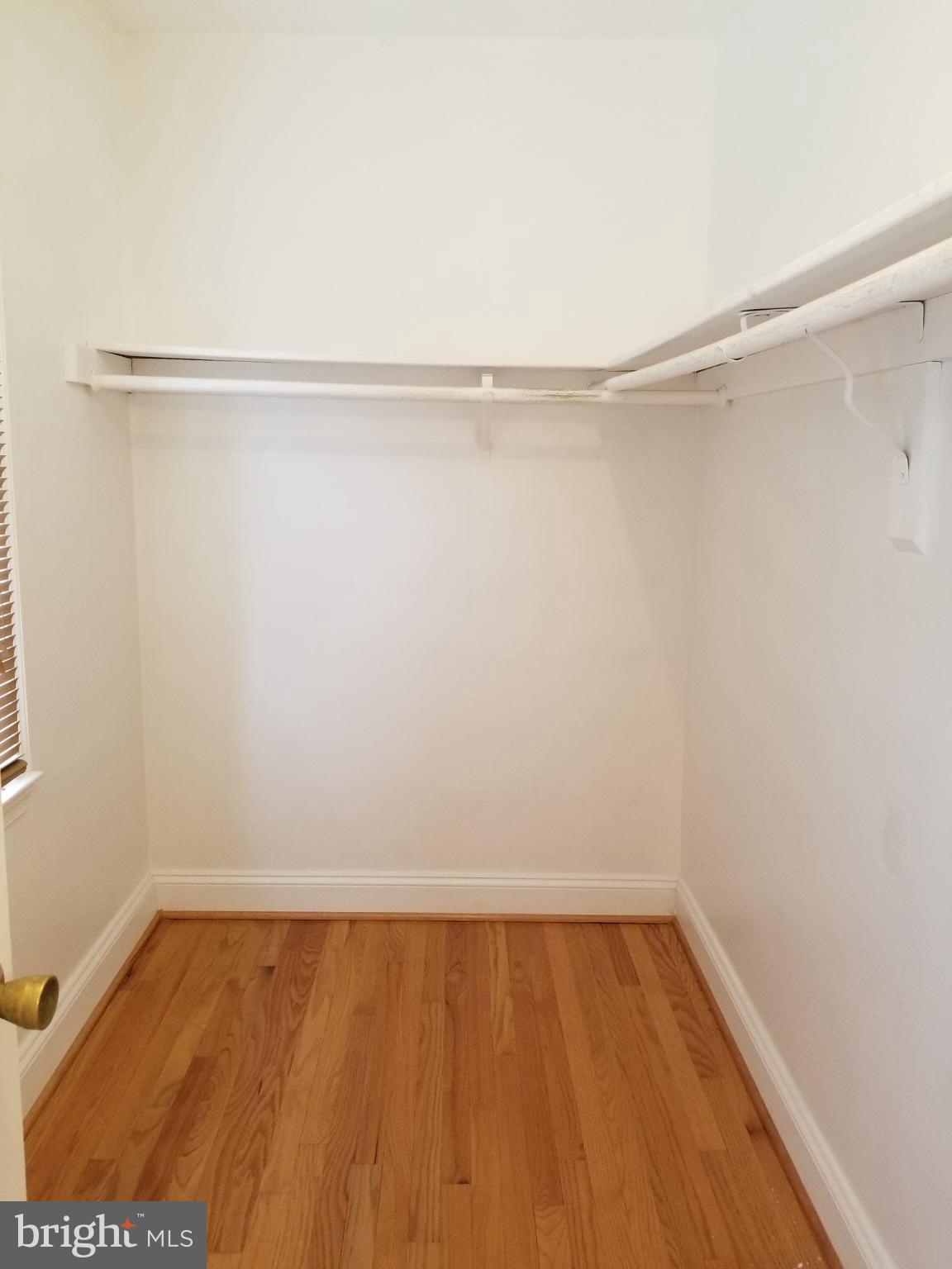 LAKE BRADDOCK - Residential Lease