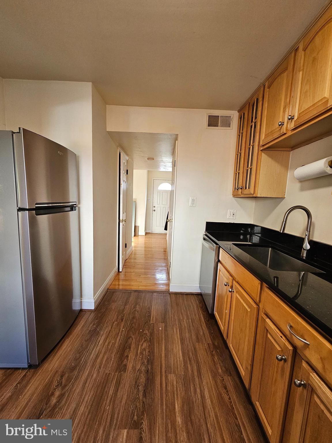 LAKE BRADDOCK - Residential Lease