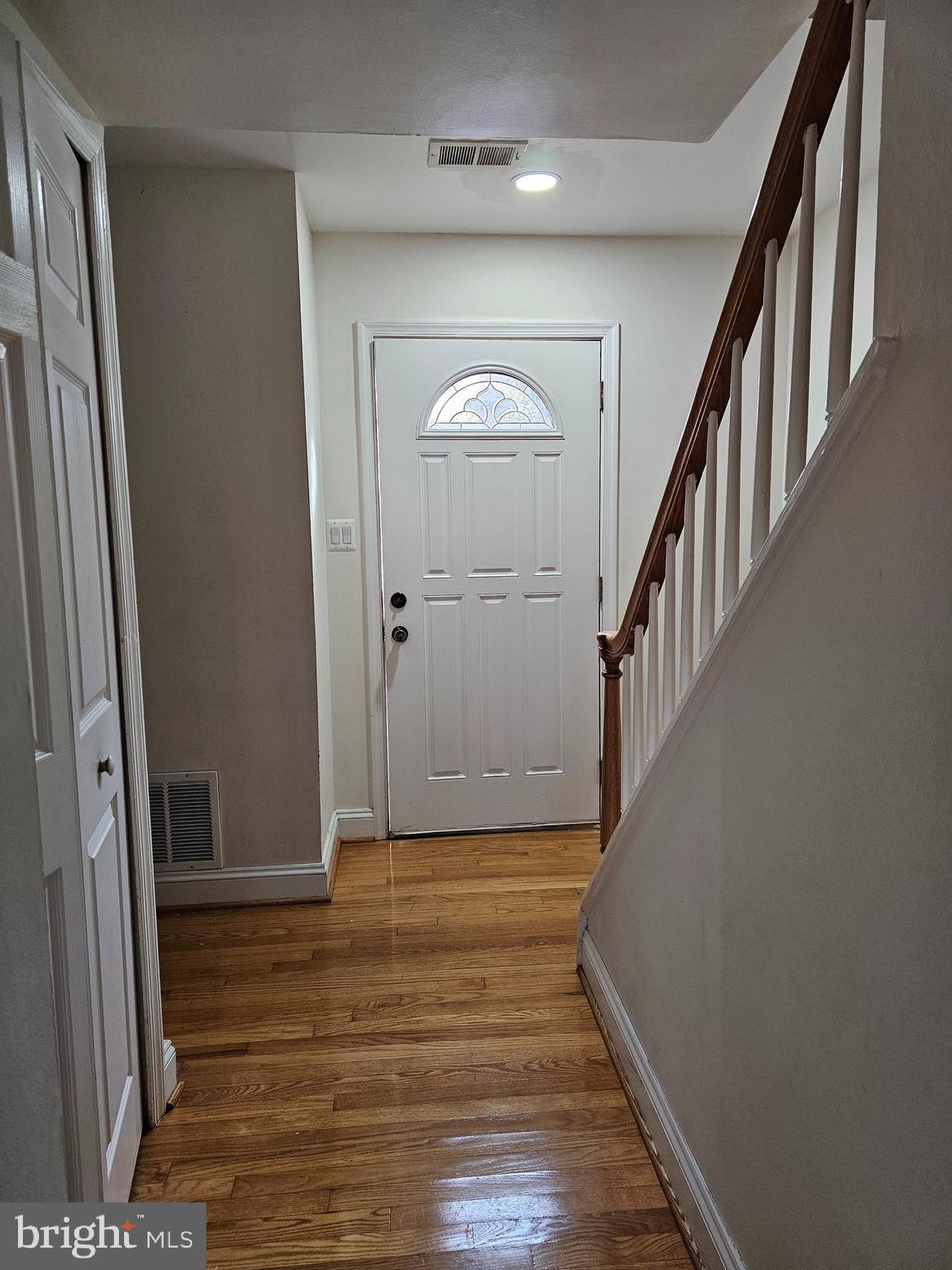 LAKE BRADDOCK - Residential Lease