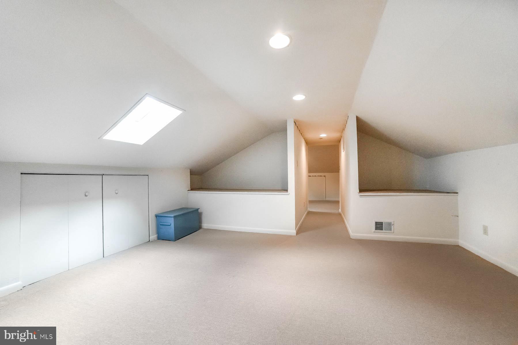 BRETON BAY ESTATES - Residential