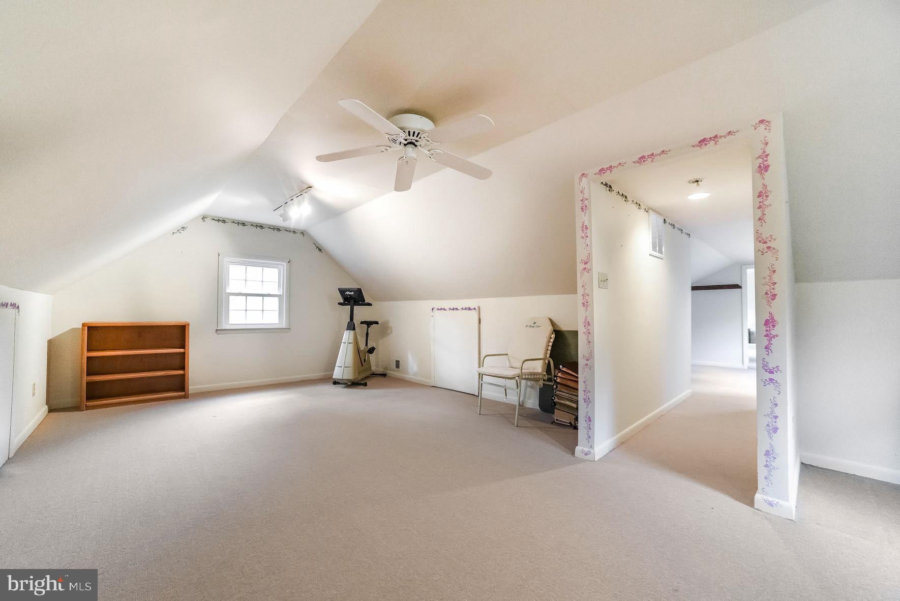 BRETON BAY ESTATES - Residential