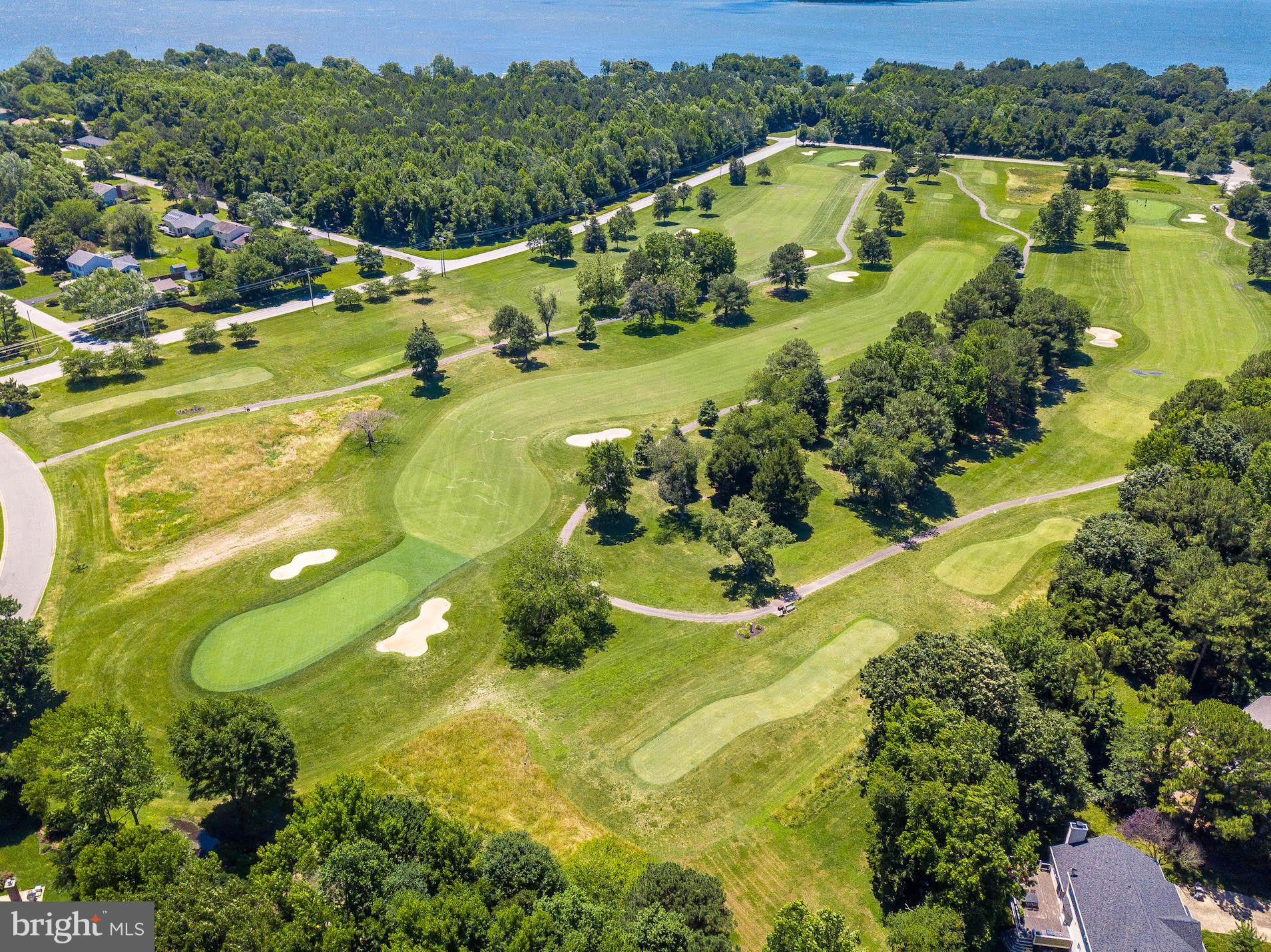 BRETON BAY ESTATES - Residential