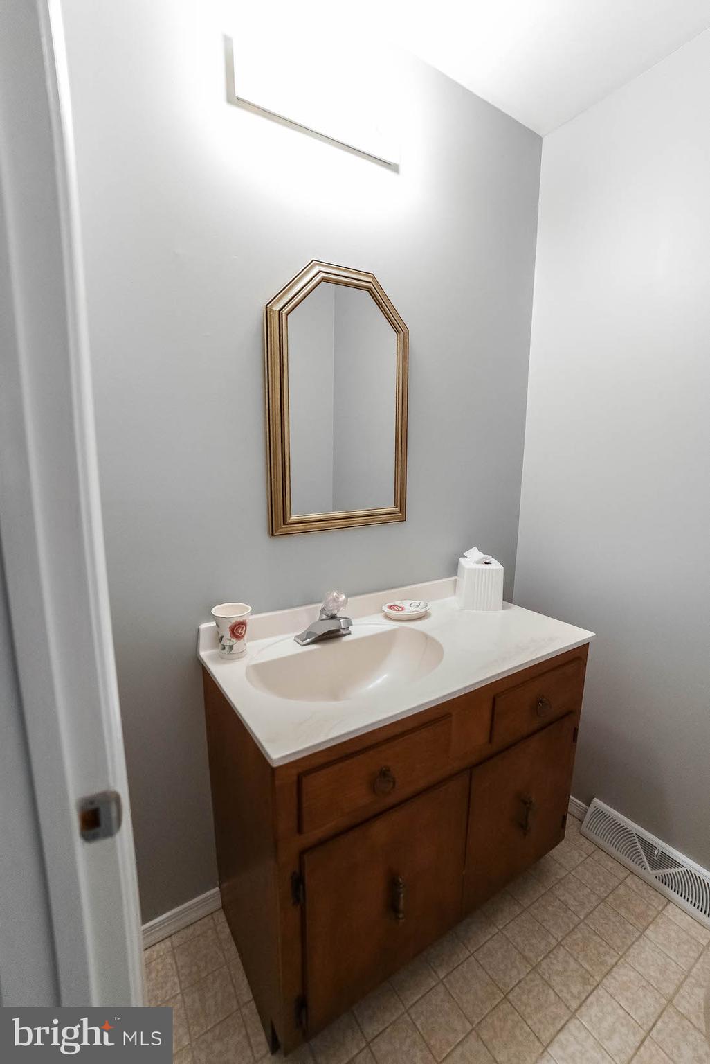 BRETON BAY ESTATES - Residential