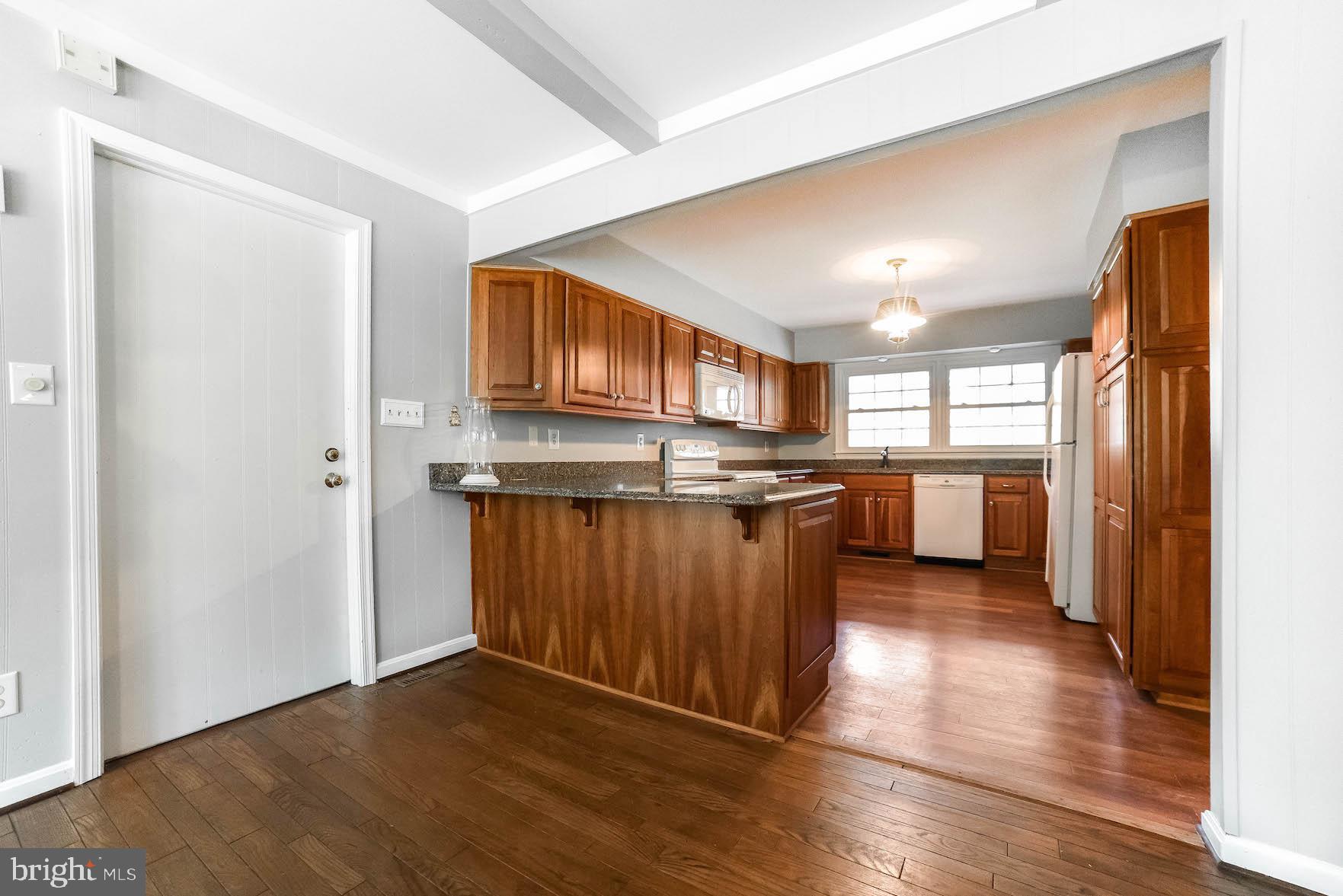 BRETON BAY ESTATES - Residential