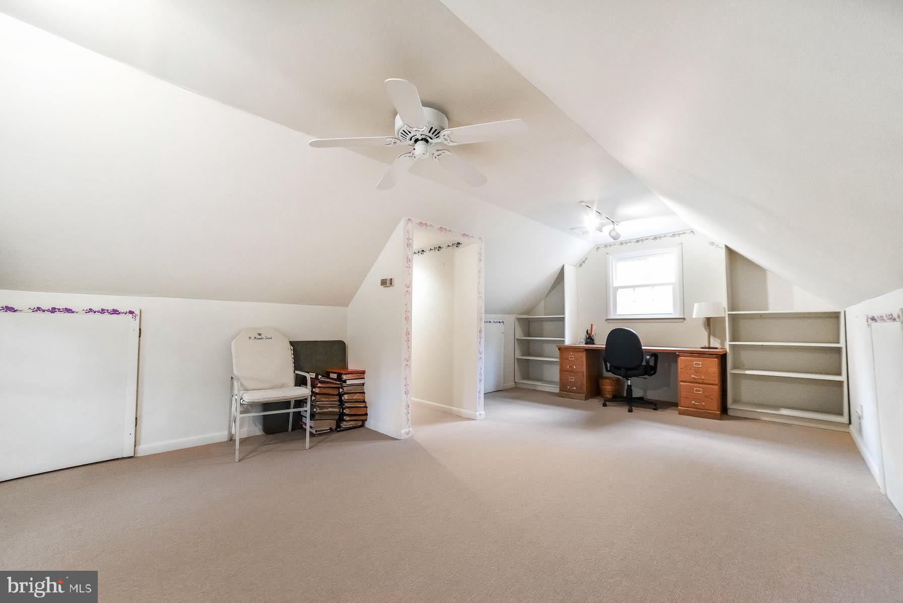 BRETON BAY ESTATES - Residential