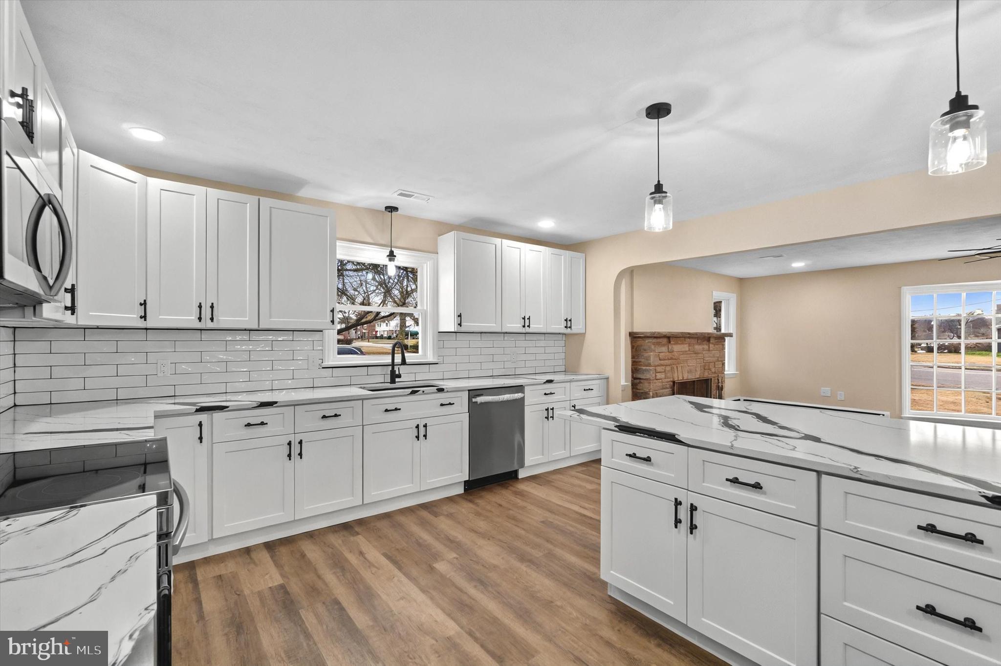 FAYFIELD - Residential