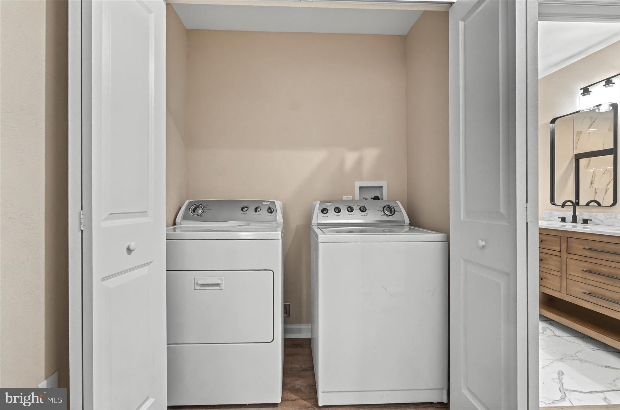 FAYFIELD - Residential