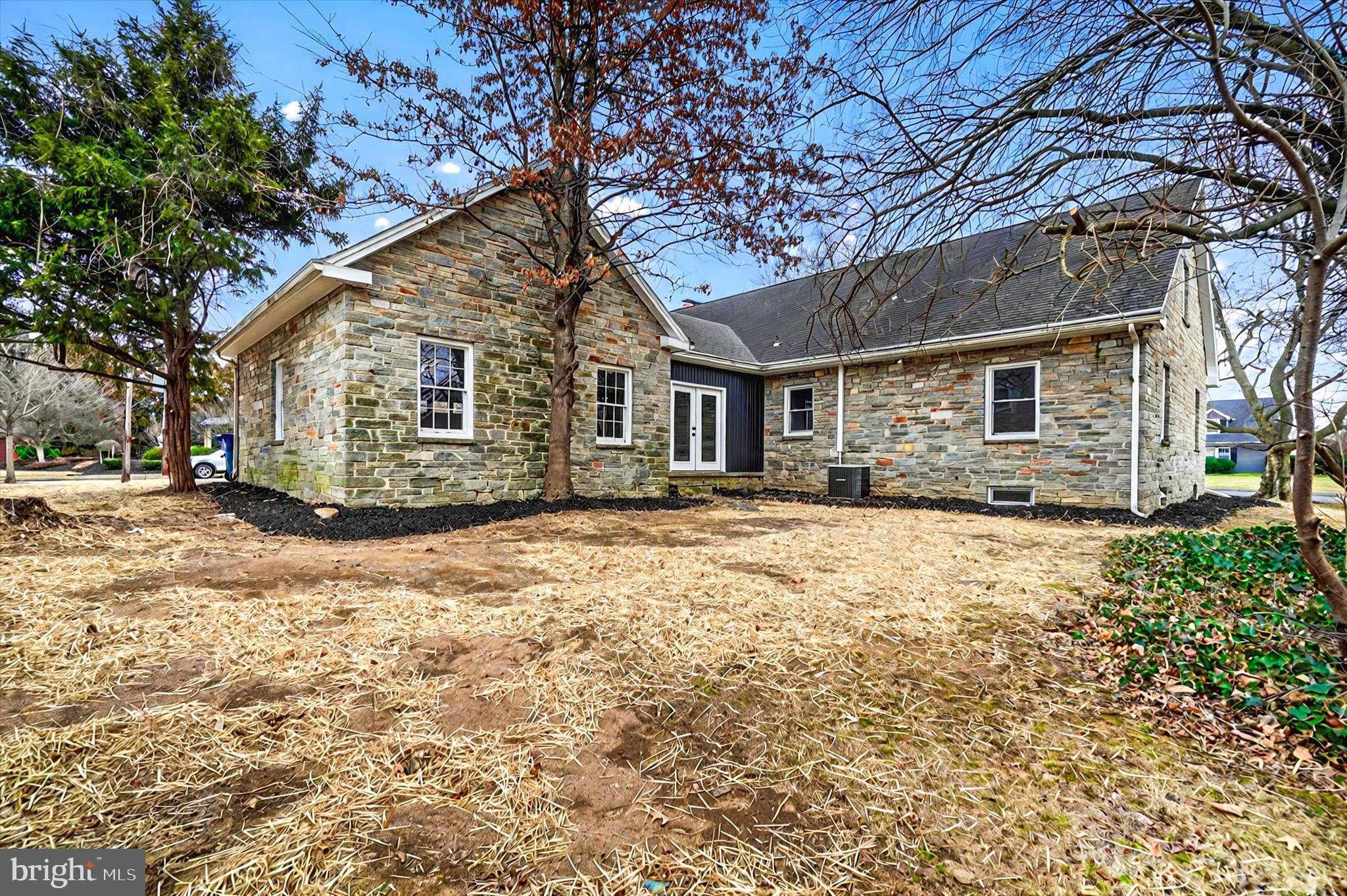 FAYFIELD - Residential