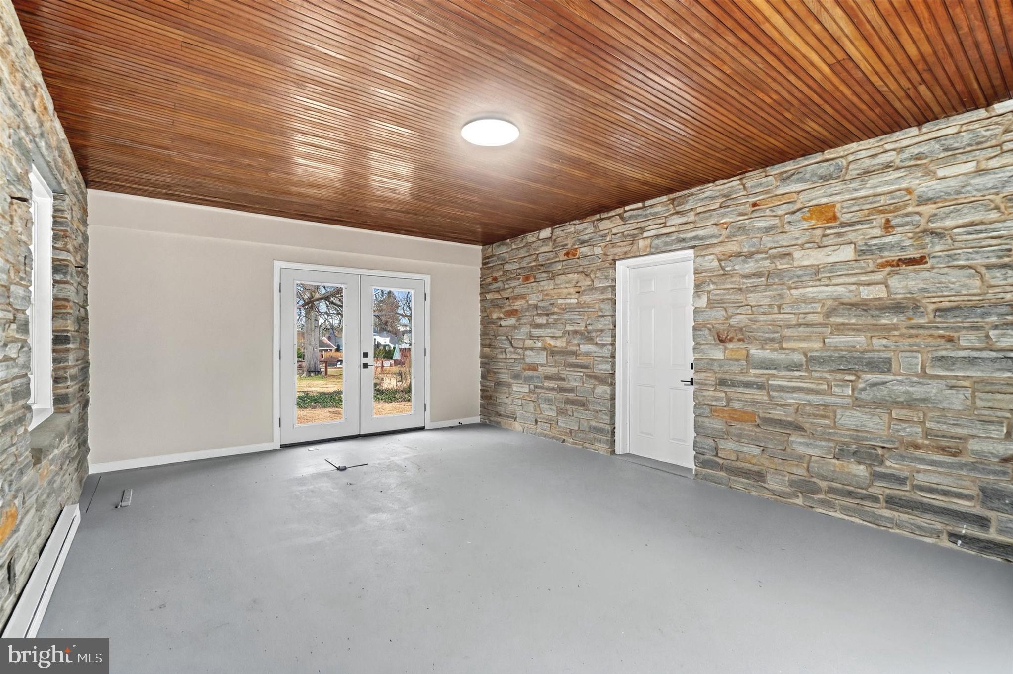 FAYFIELD - Residential