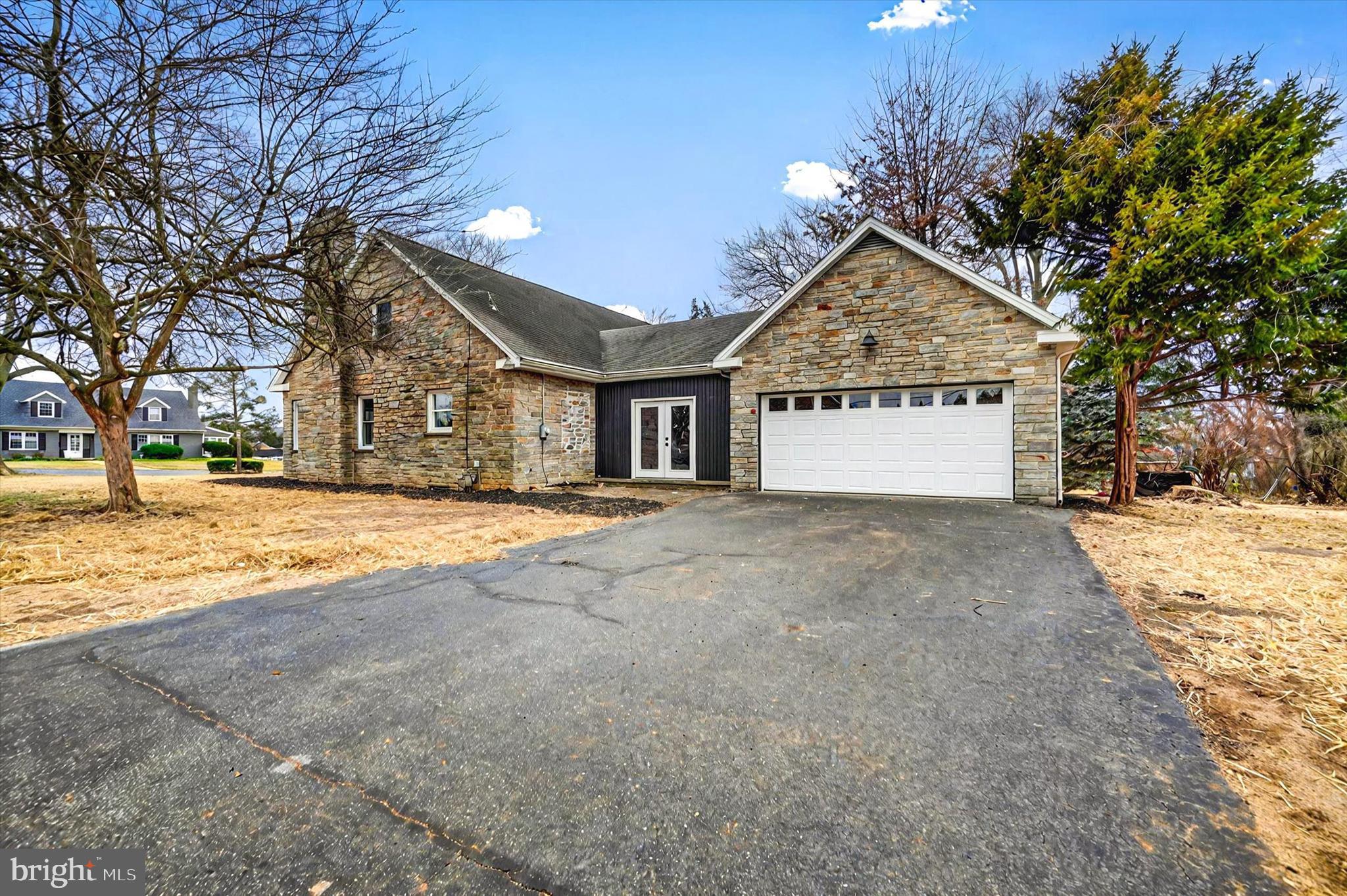 FAYFIELD - Residential