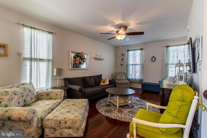 CREEKSIDE VILLAGE - Residential Lease