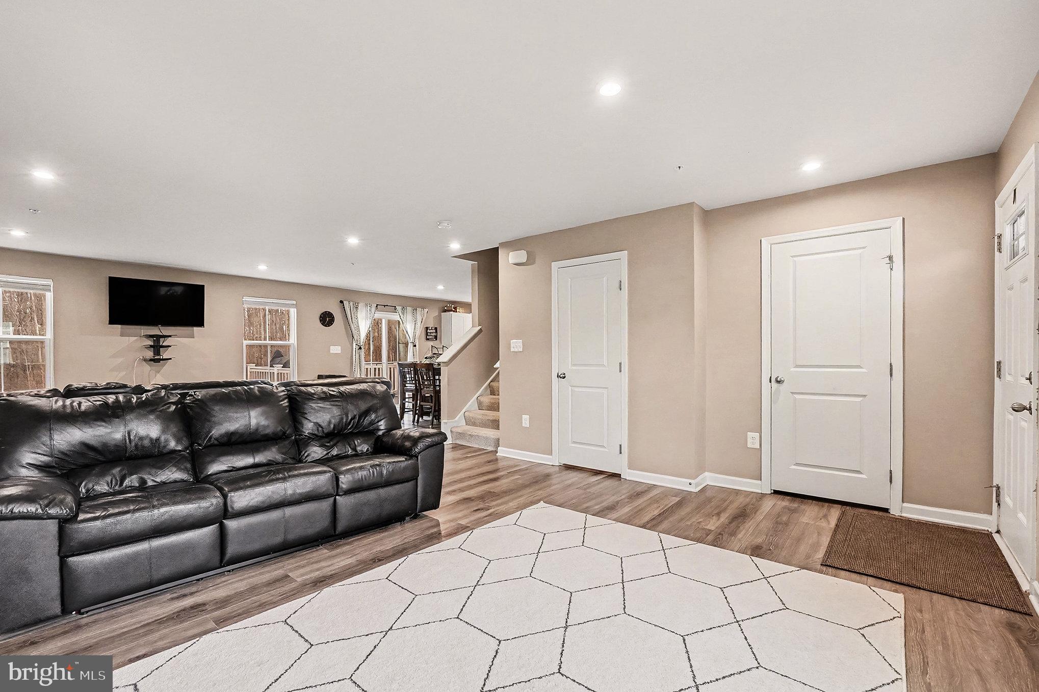 RIDGELY FOREST - Residential