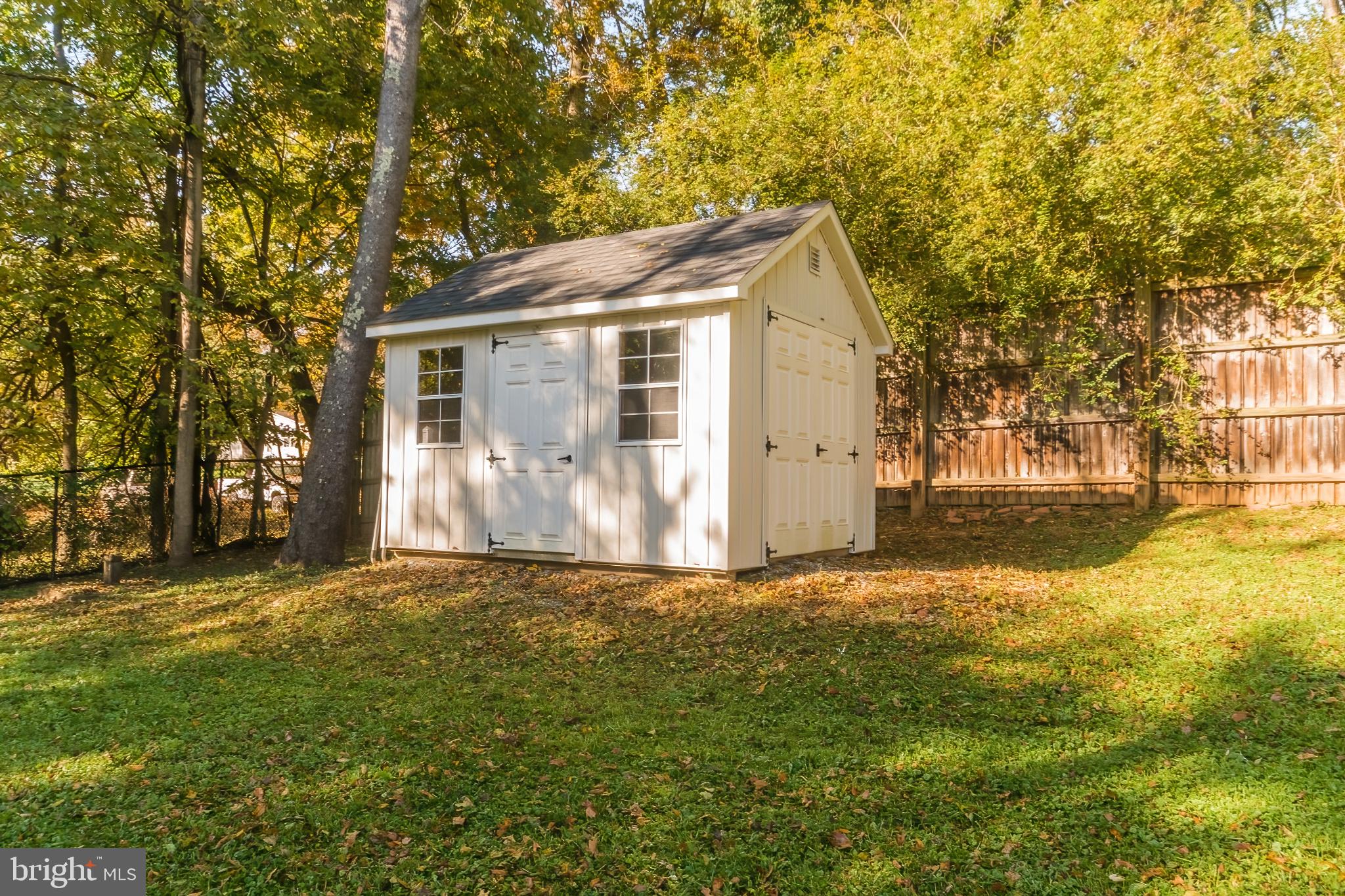 SHANNONDALE - Residential