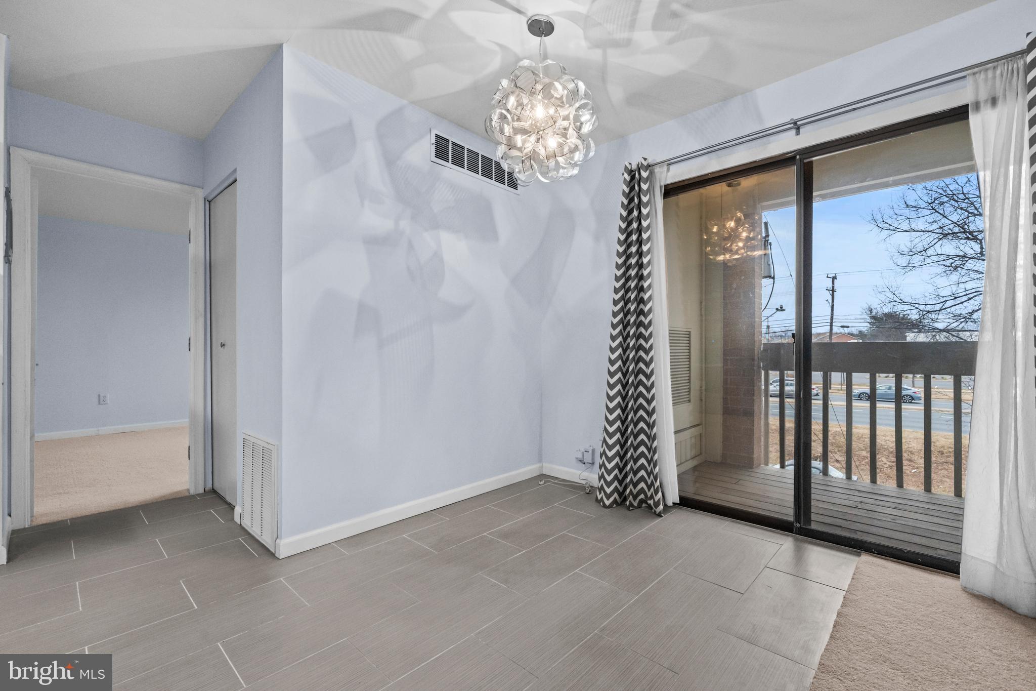 LITTLE RIVER SQ COND - Residential