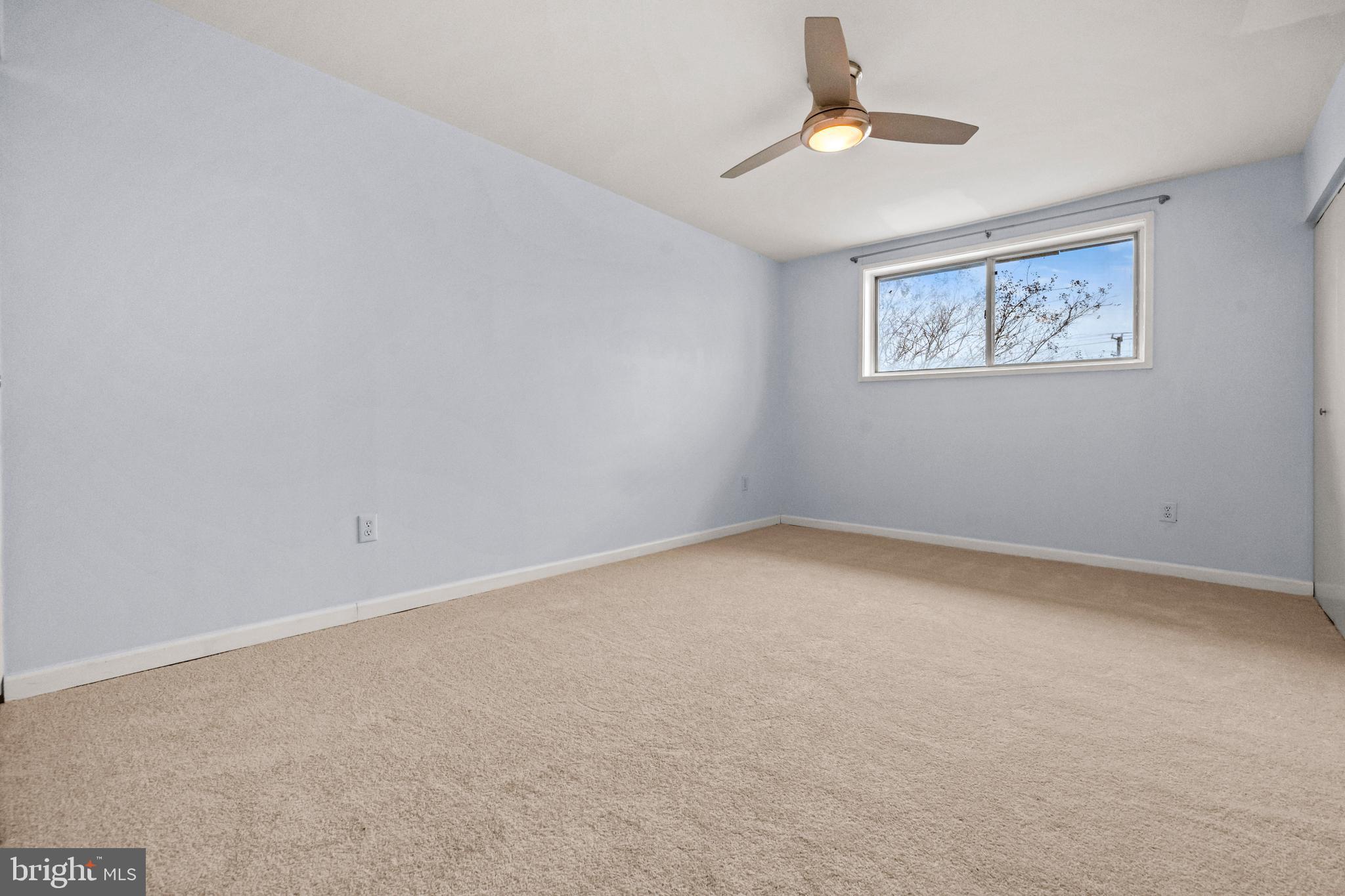 LITTLE RIVER SQ COND - Residential