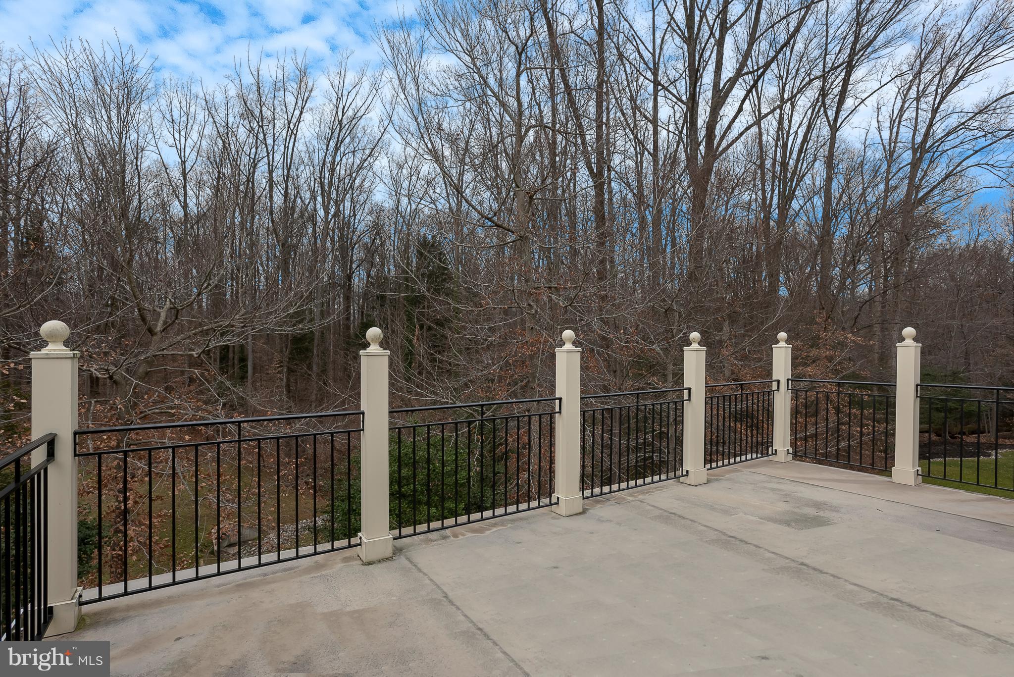 ANNAPOLIS RIDGE - Residential