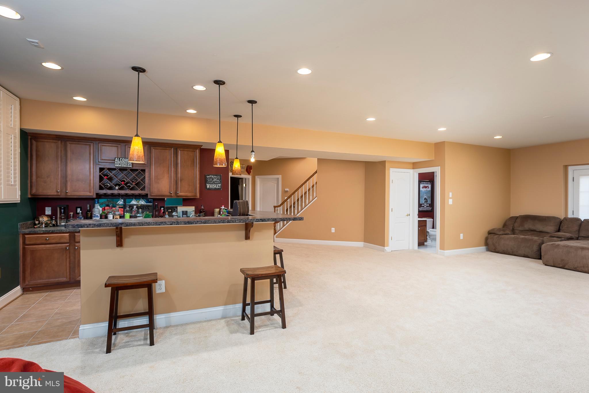 ANNAPOLIS RIDGE - Residential