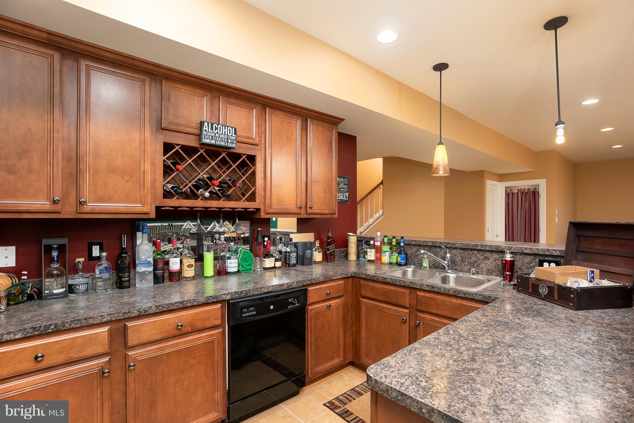 ANNAPOLIS RIDGE - Residential