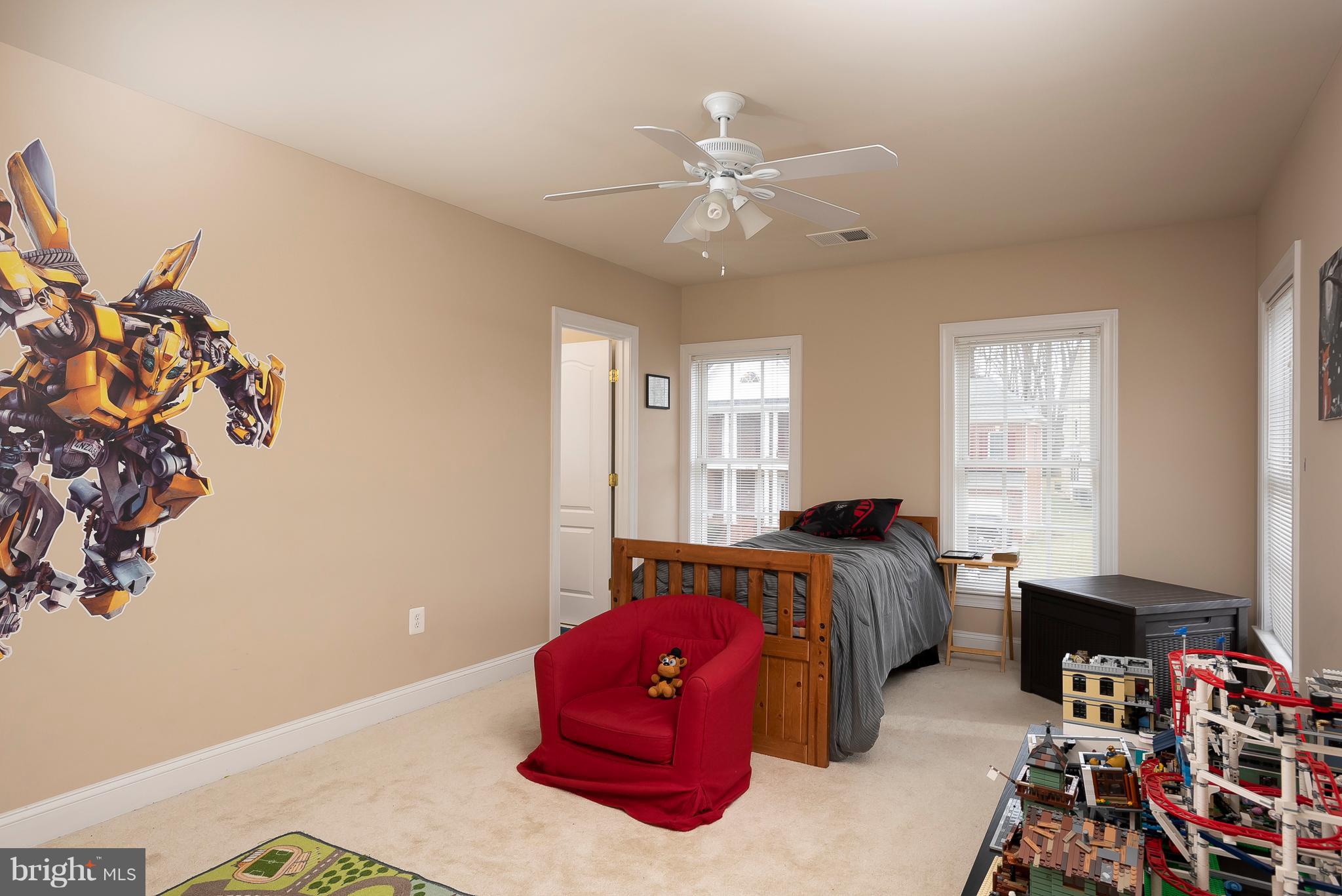 ANNAPOLIS RIDGE - Residential