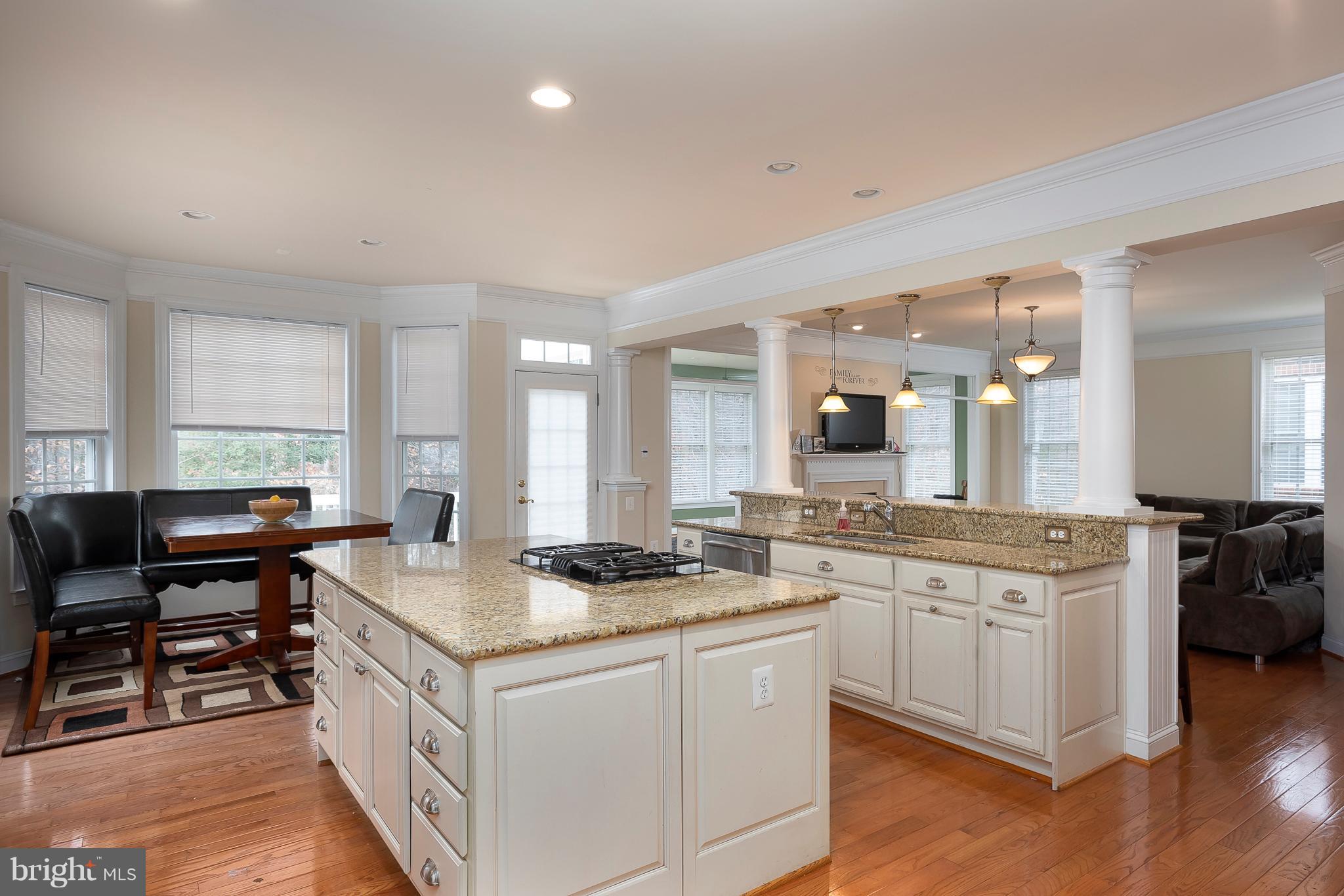 ANNAPOLIS RIDGE - Residential