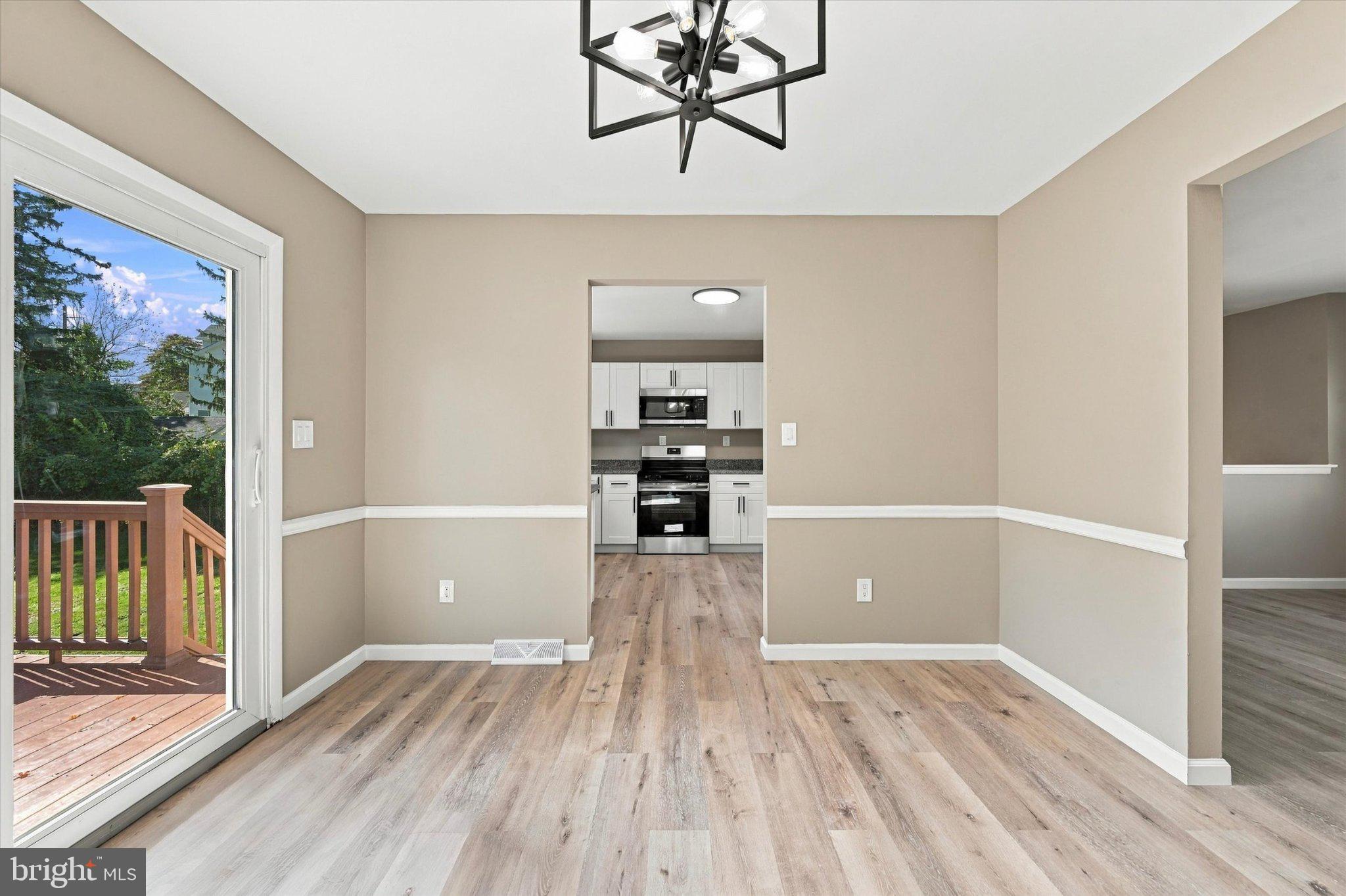 342 W CENTRAL AVENUE