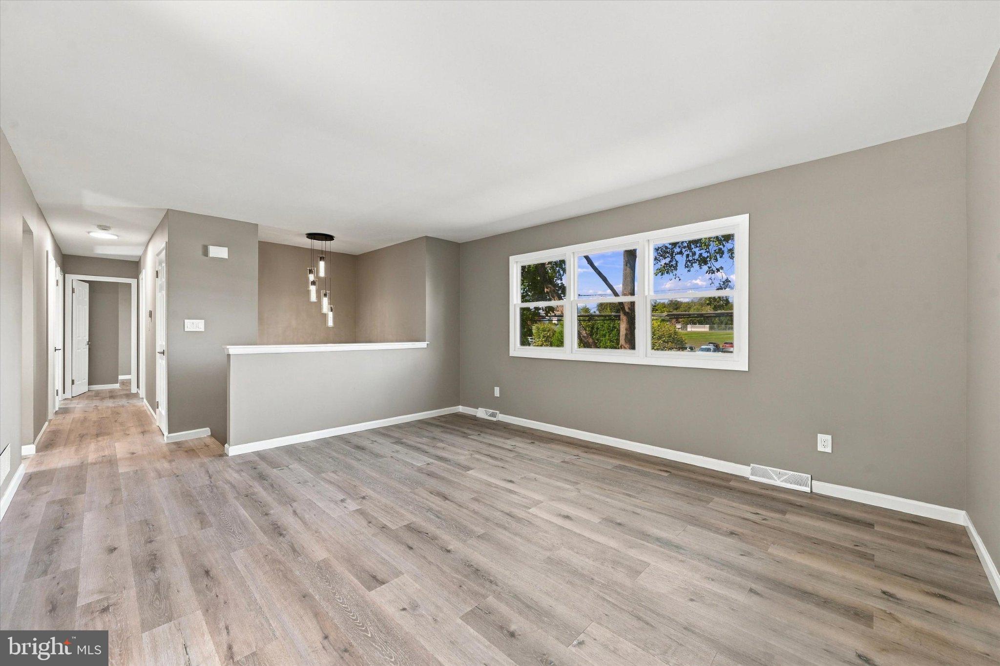 342 W CENTRAL AVENUE