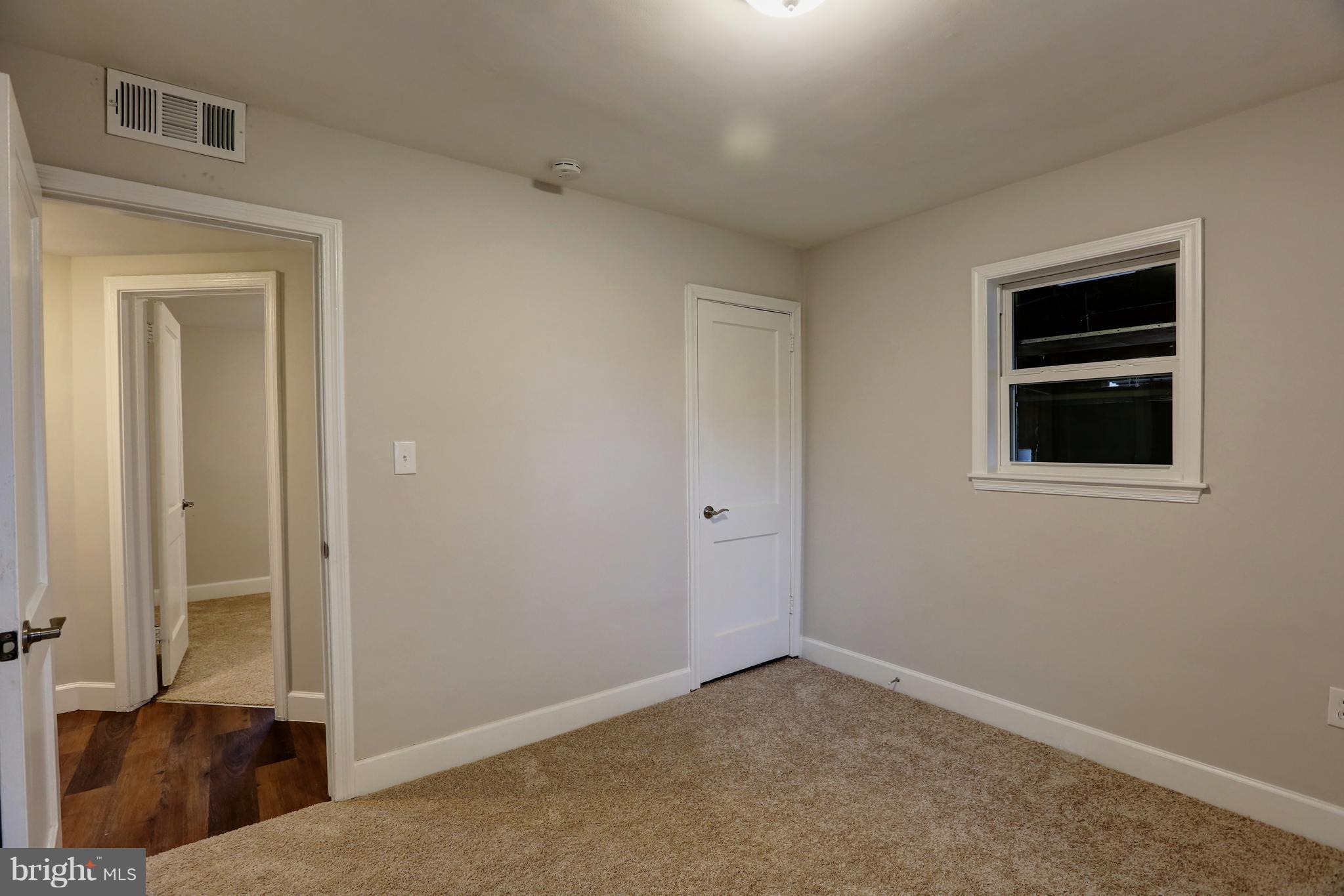 UNIVERSITY GARDENS - Residential