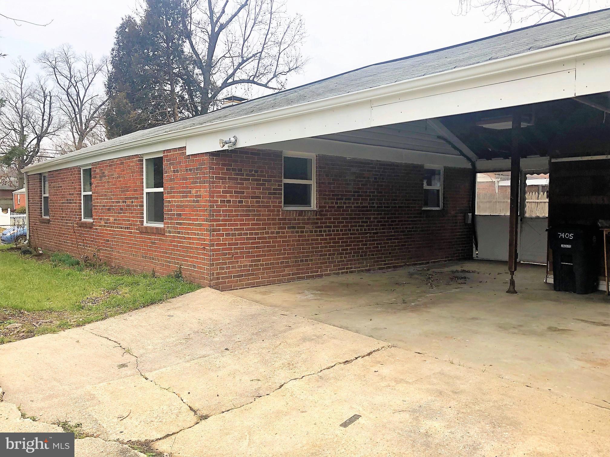 UNIVERSITY GARDENS - Residential