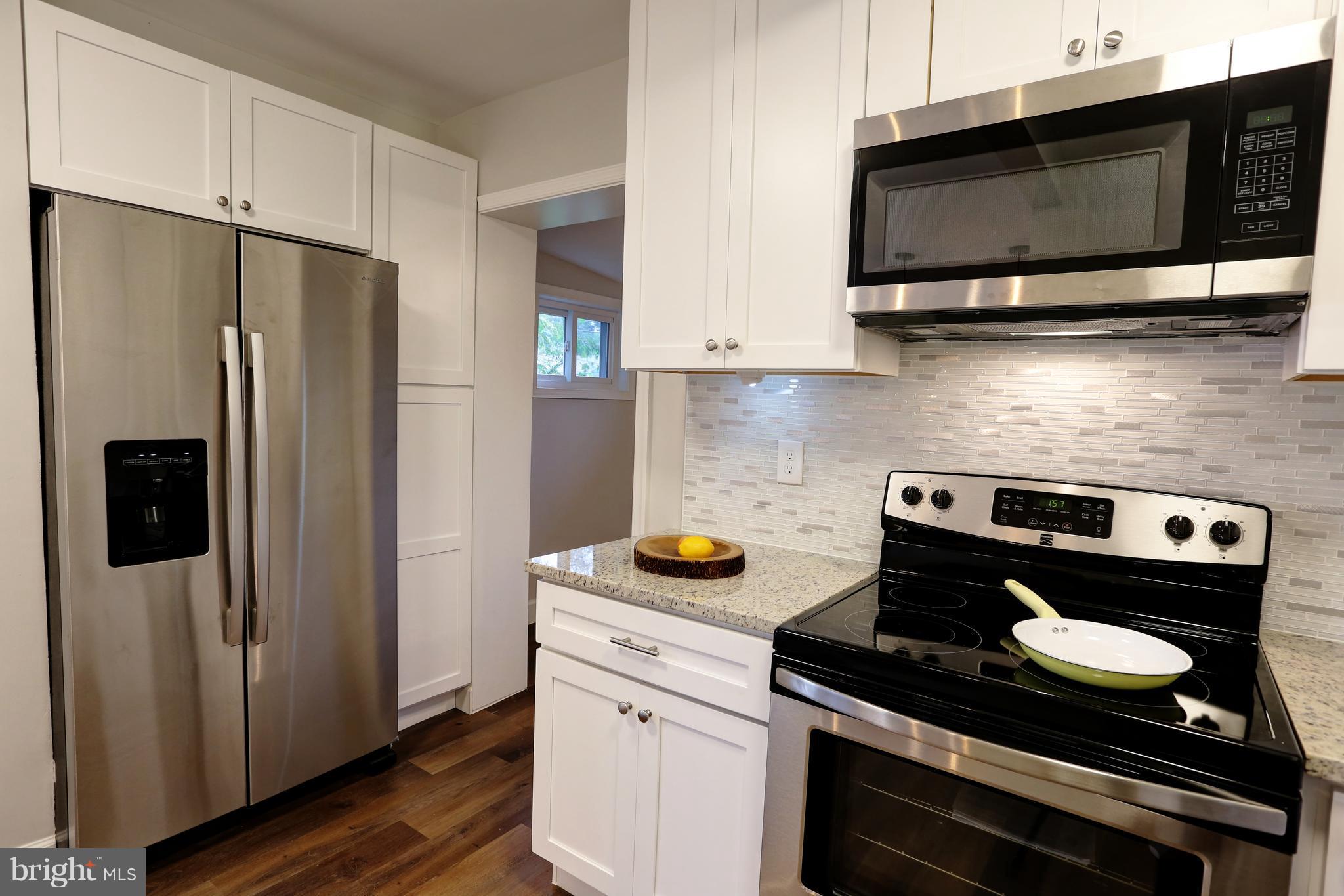 UNIVERSITY GARDENS - Residential